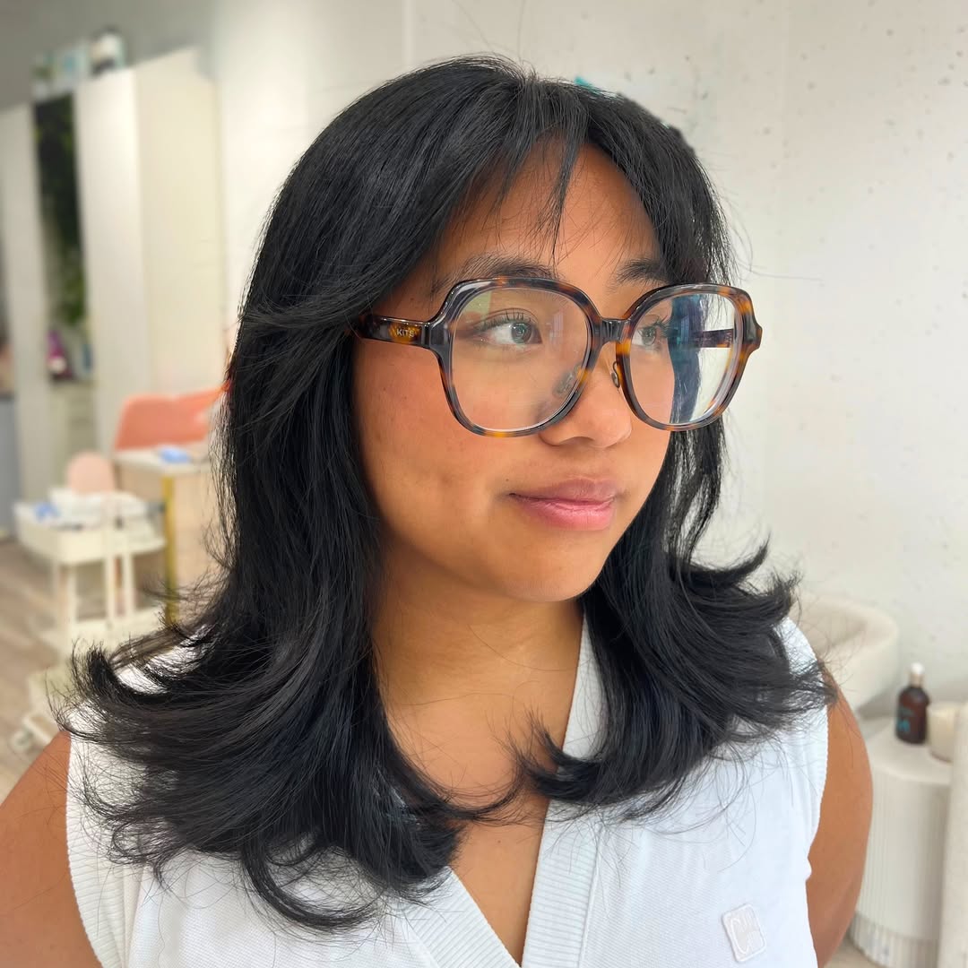 Radiant Mid-Length Flow with Layered Waves