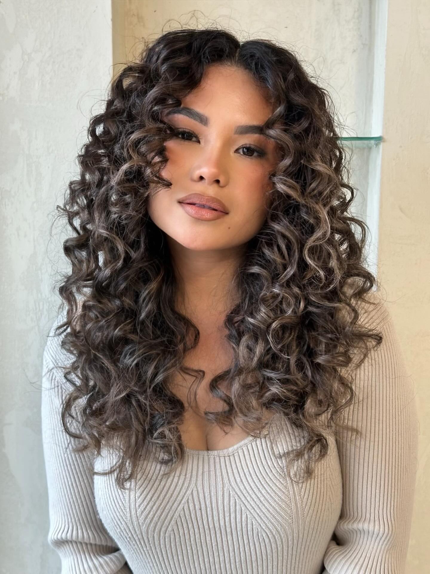 Subtle Brunette Spirals with Natural Flow