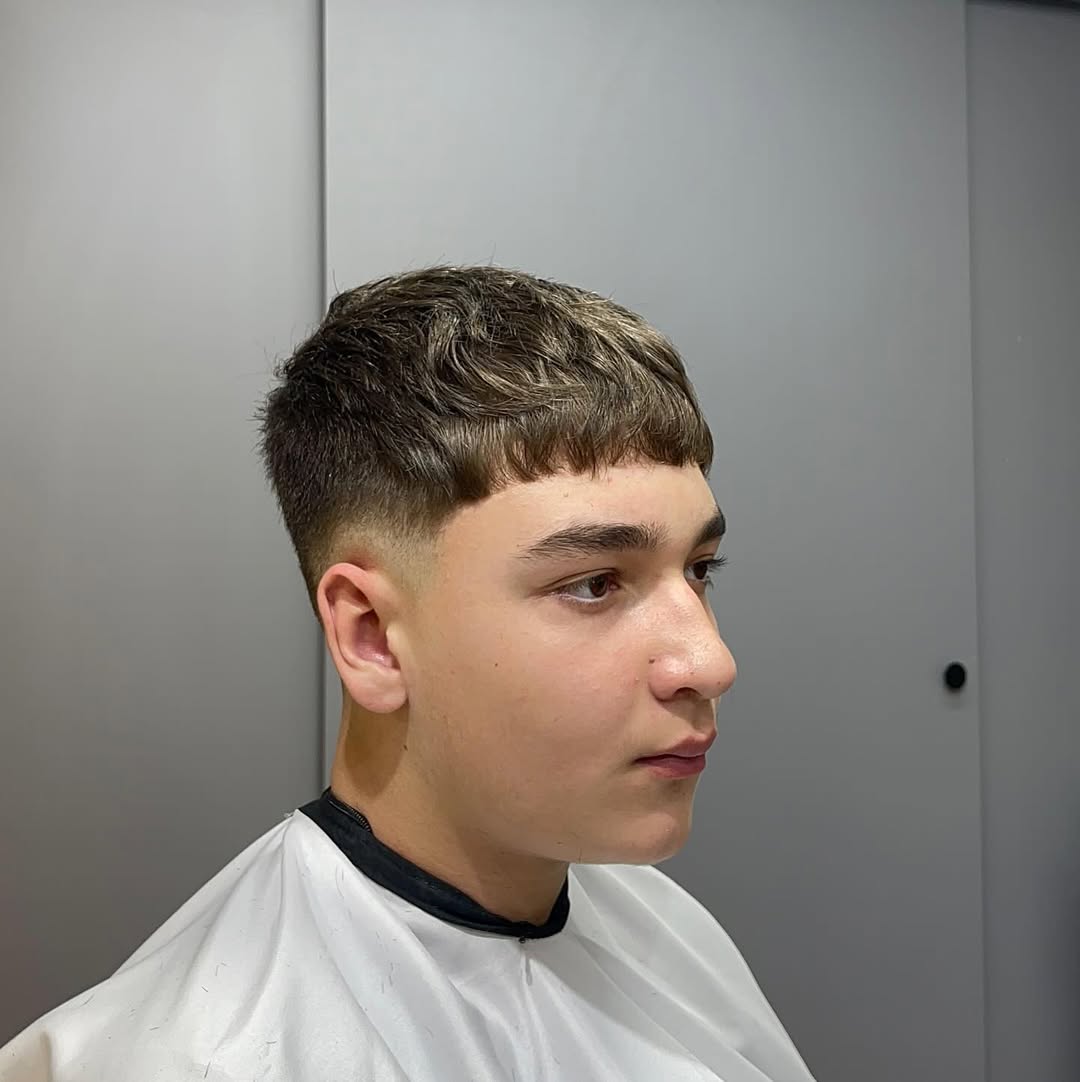 Textured Crop with Tapered Sides