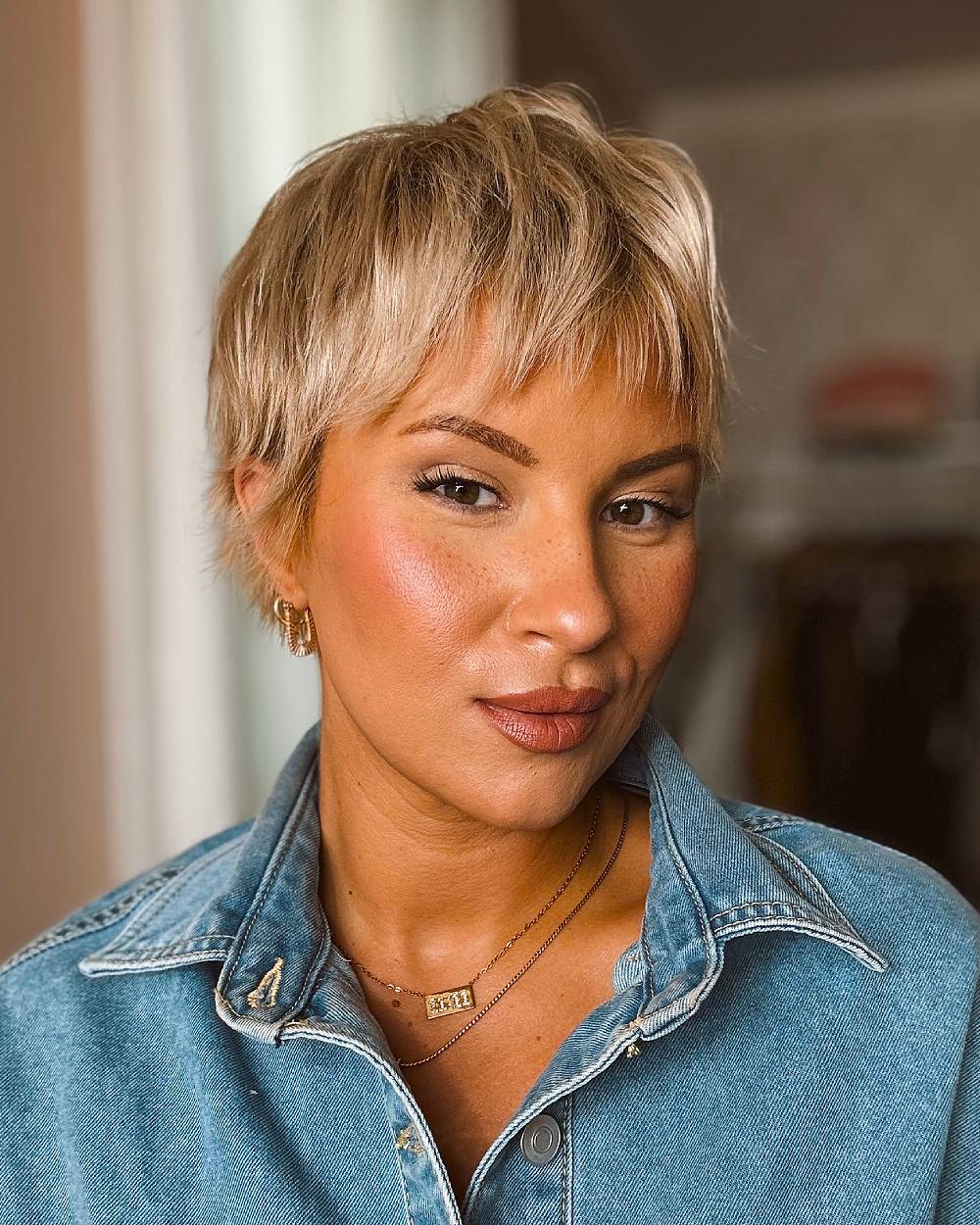 Textured Pixie Cut with Subtle Highlights