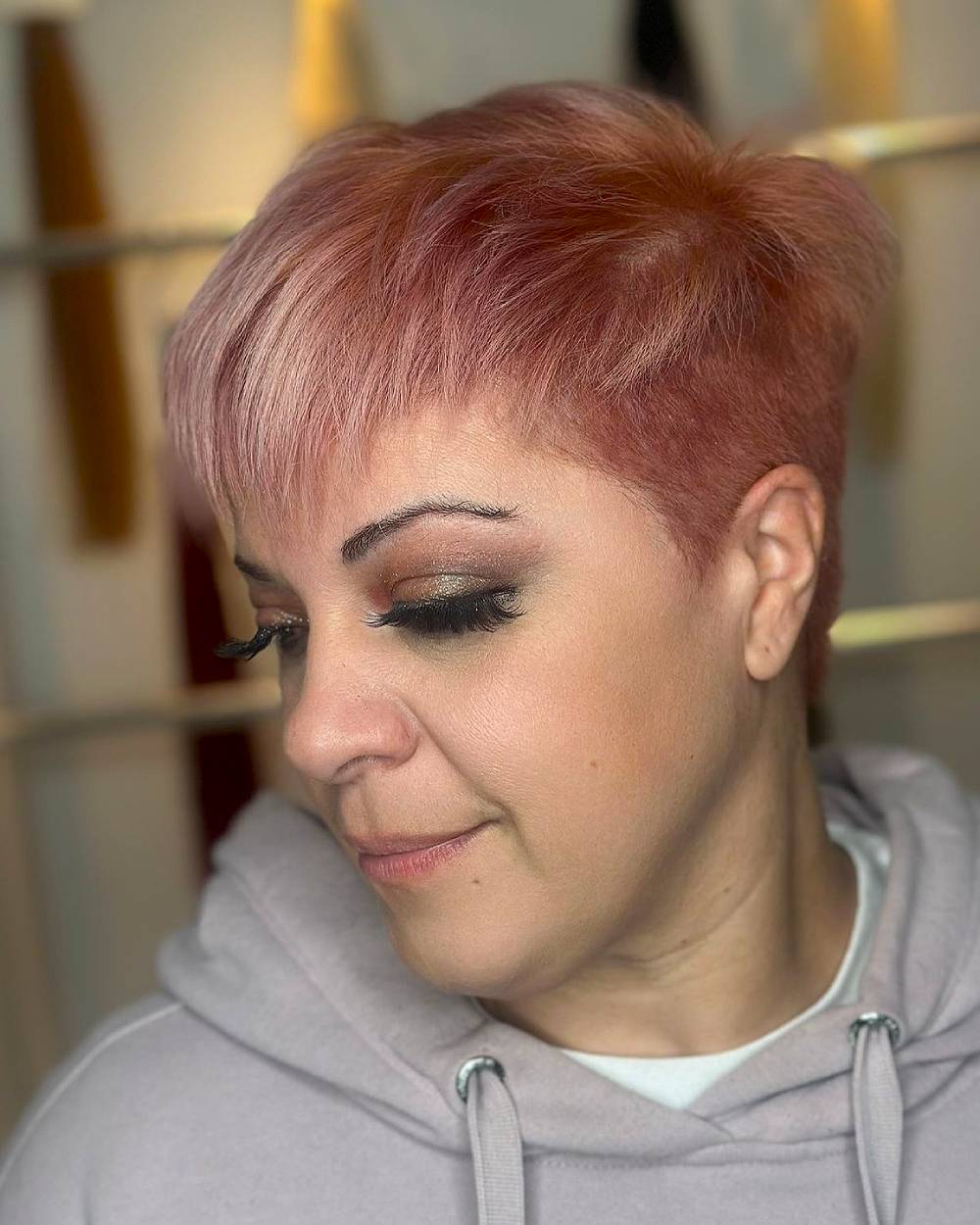 Edgy Textured Short Cut with Blush Undertones