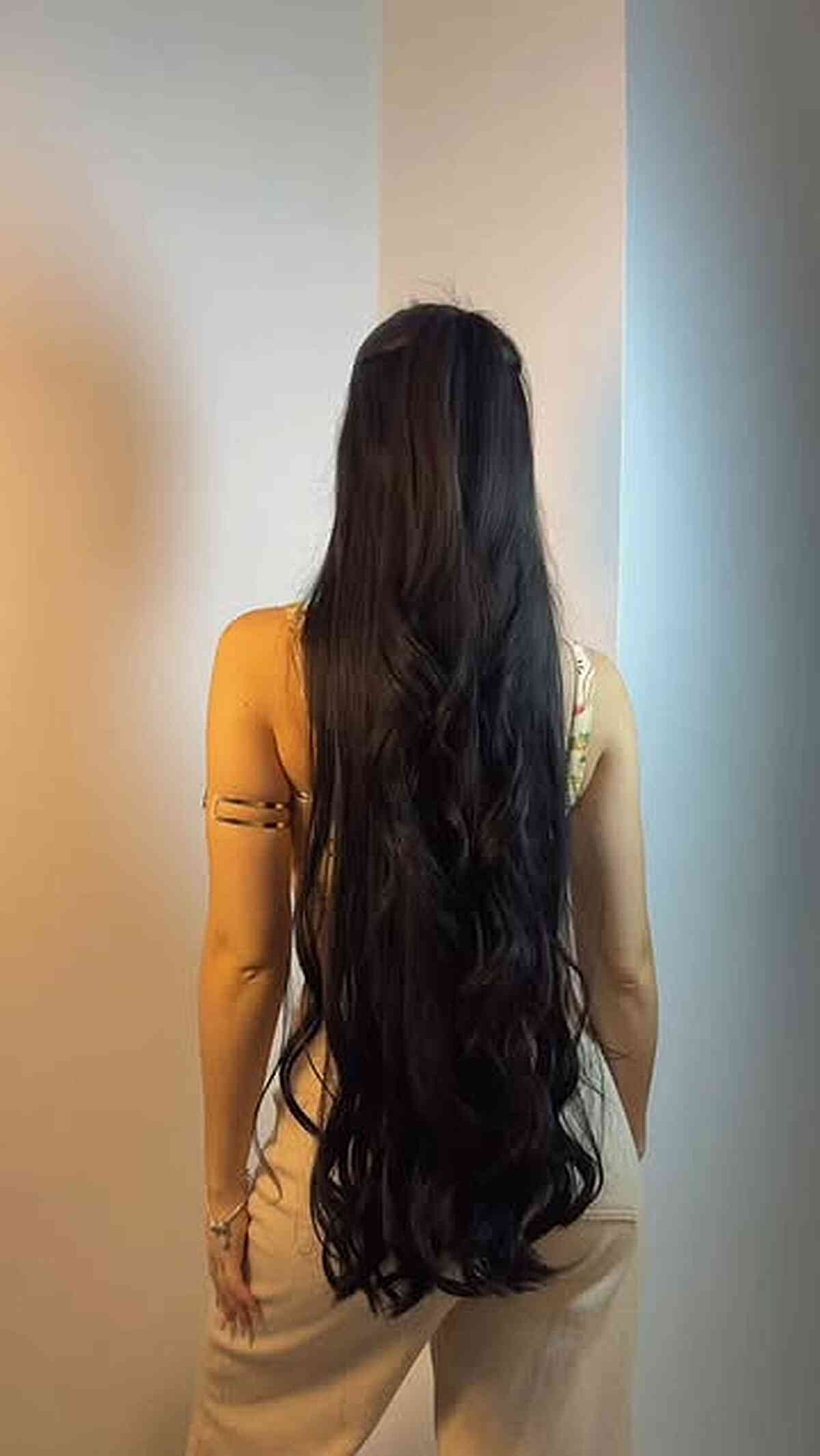 Gorgeous Super Long Dark Wavy Hair