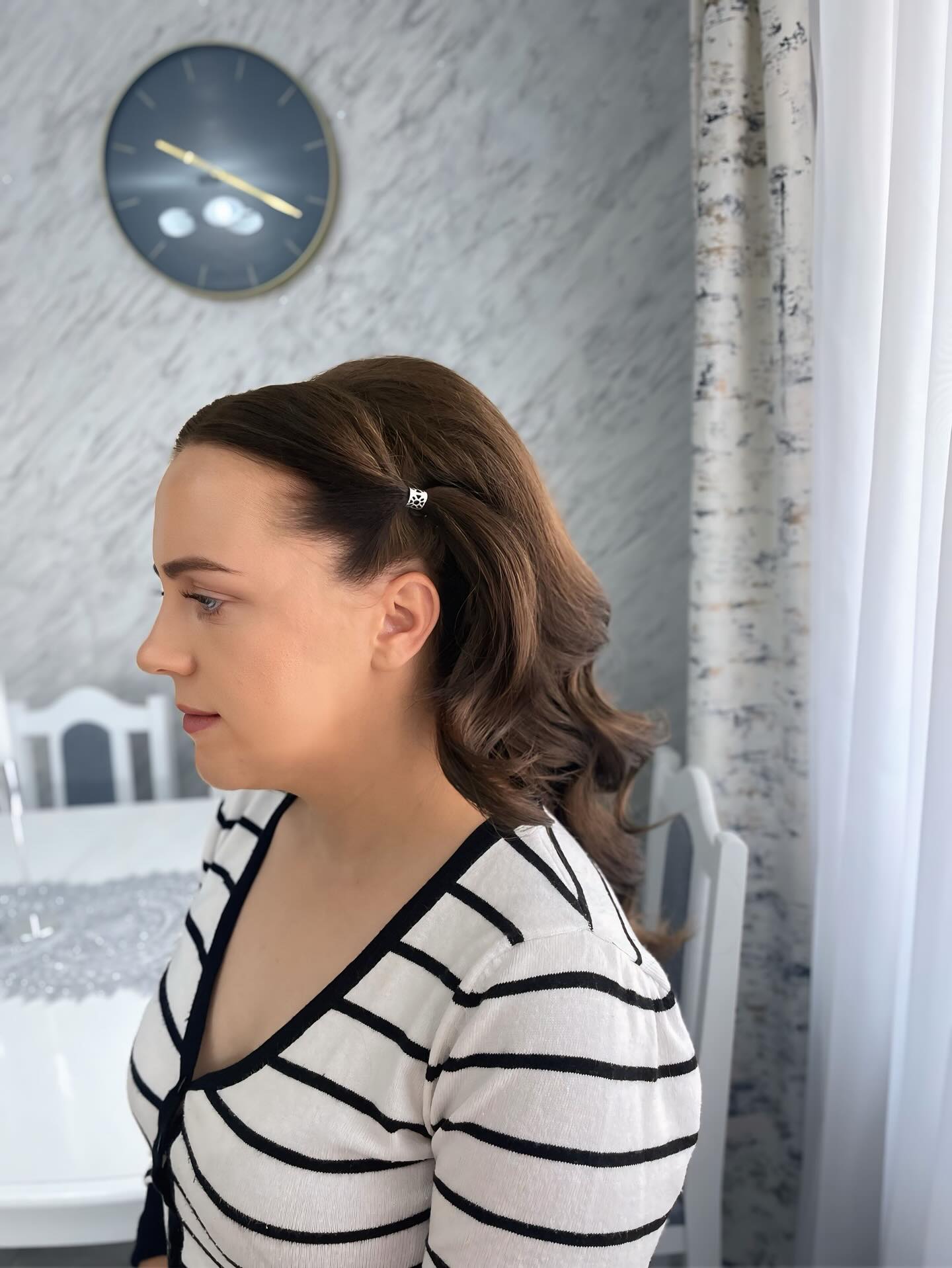 Sleek Side-Parted Waves with Elegant Accessory