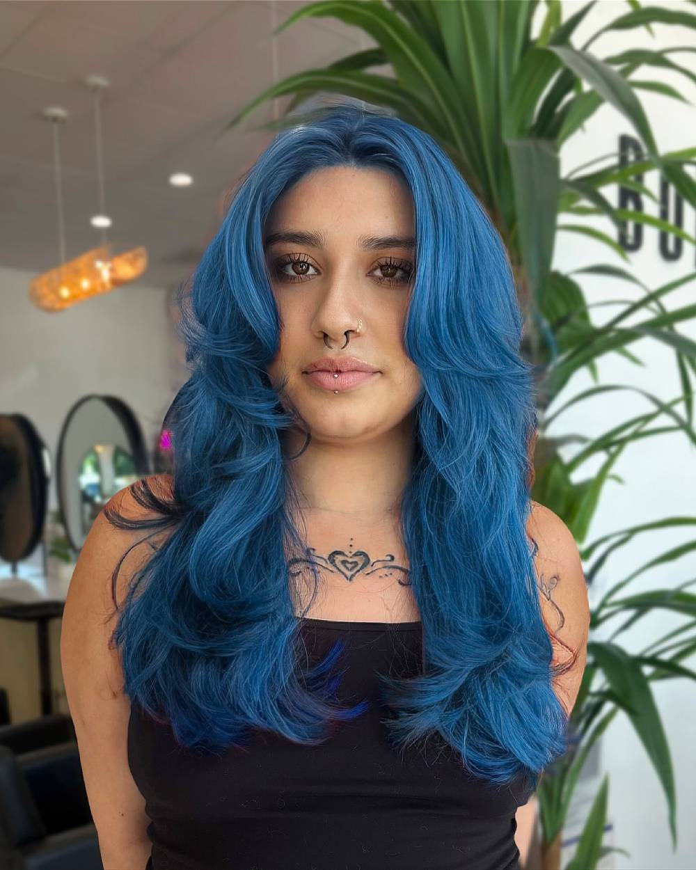 Dynamic Long Layers with Bold Blue Highlights