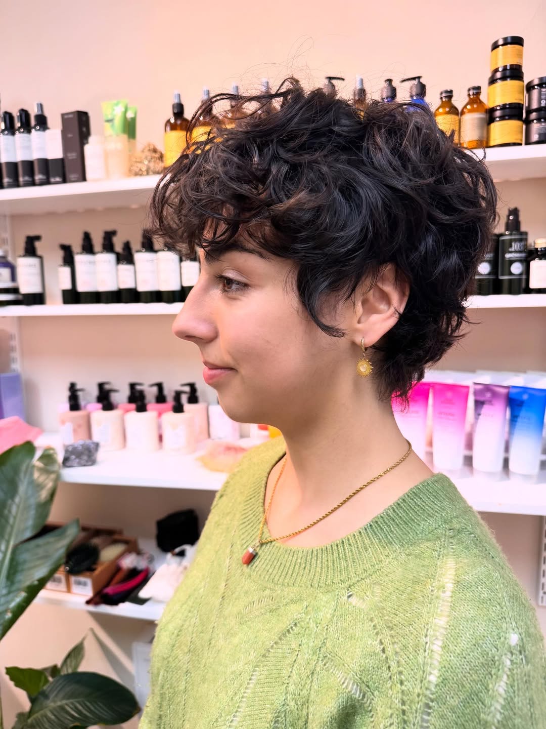 Dynamic Textured Curly Crop