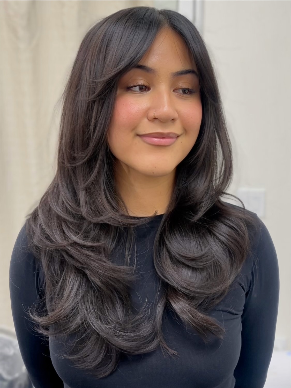 Flowing Charcoal Waves with Subtle Highlights