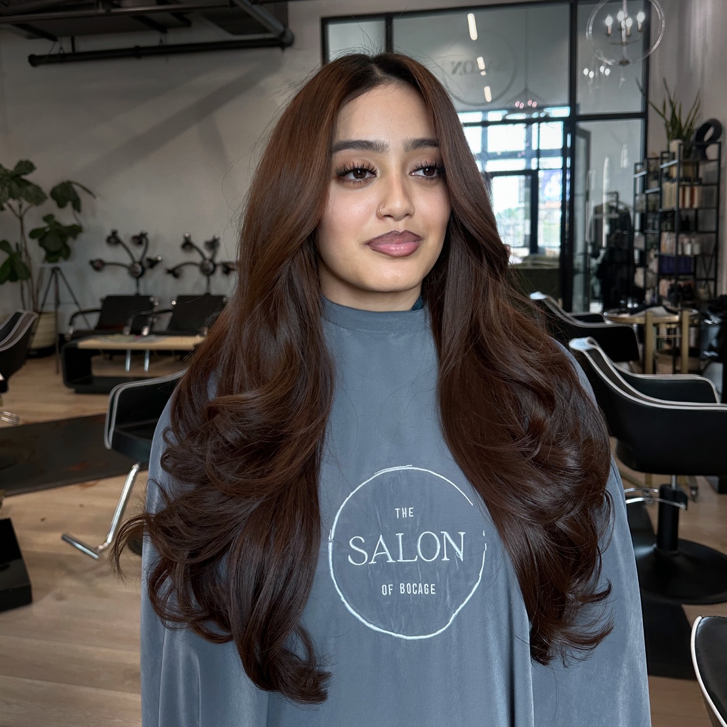 Rich Chestnut Waves with Voluminous Ends