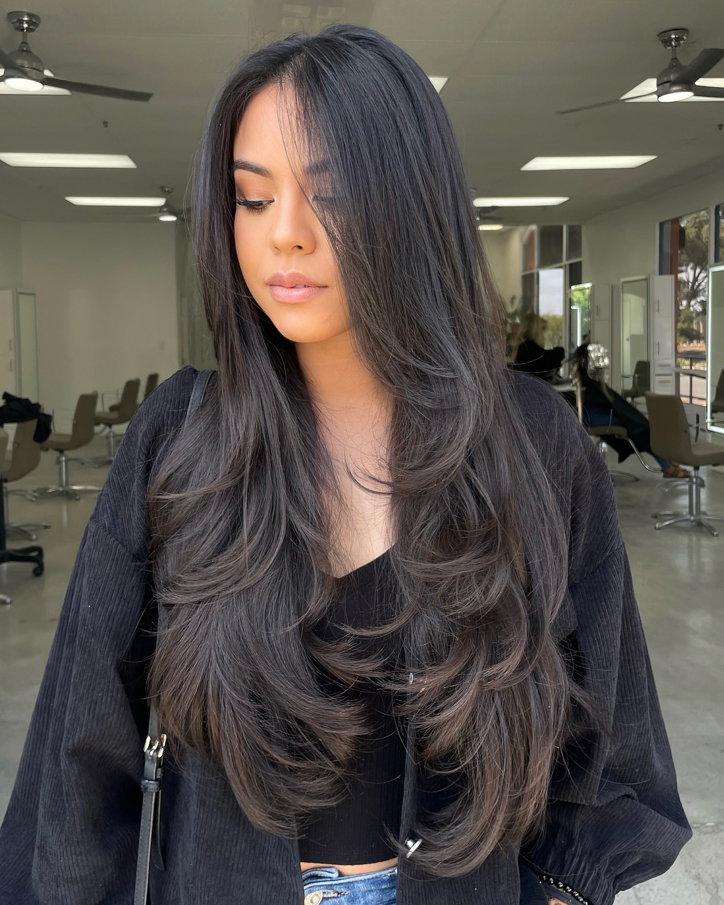 Smooth Dark Waves with Gradual Face-Framing Layers