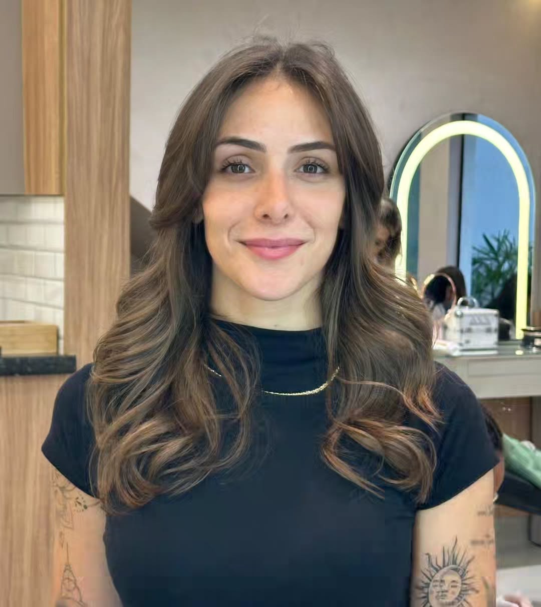 Elegant Tousled Waves with Soft Balayage Highlights