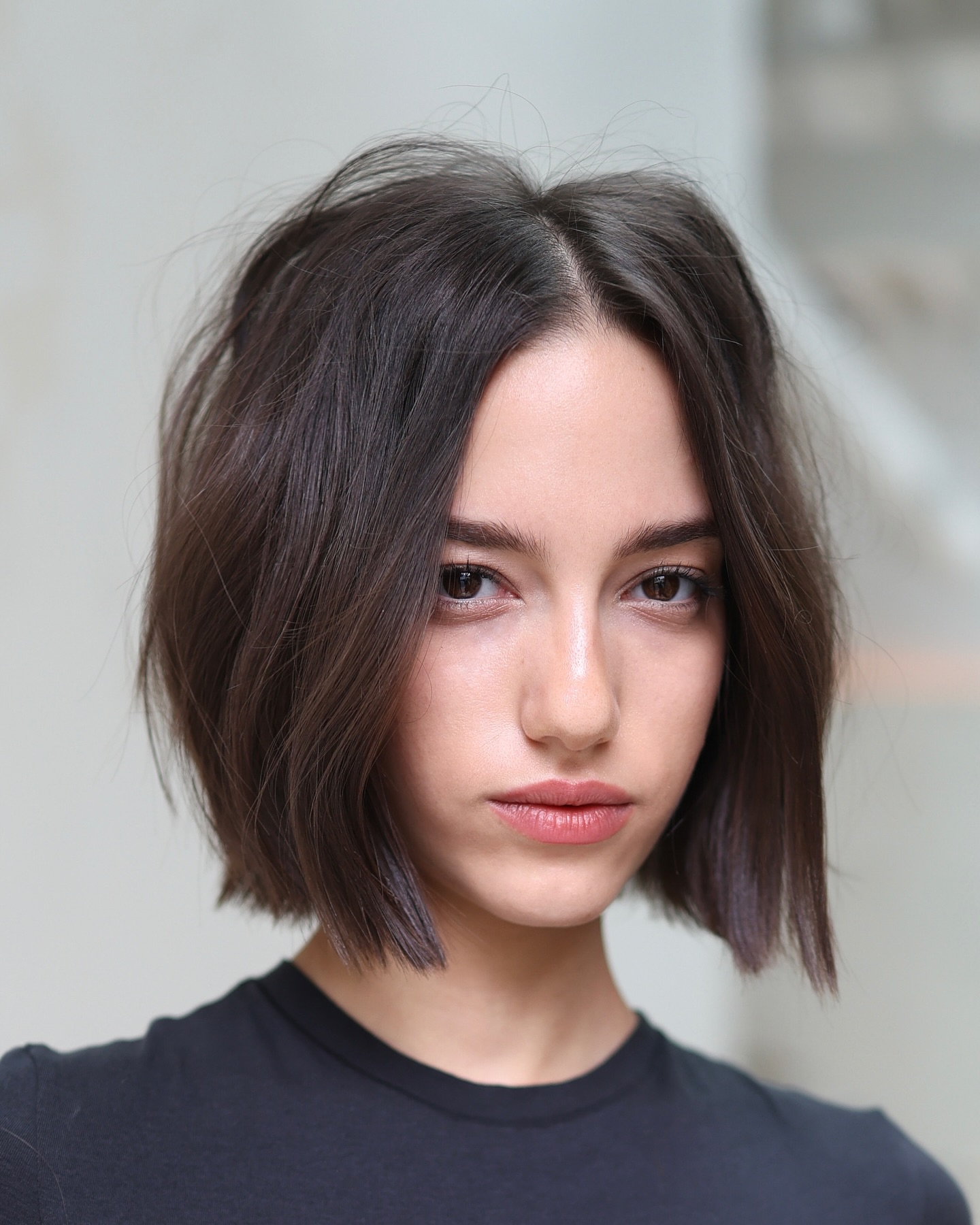 Schicker kastanienbrauner Bob mit strukturierten Spitzen