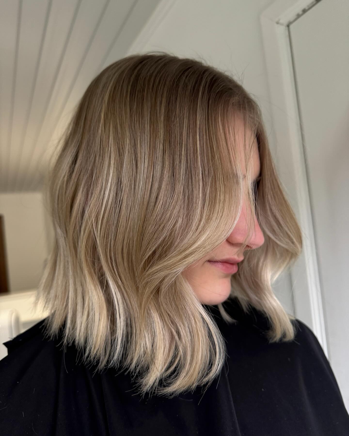 Light Beige Blonde Lob with Subtle Waves