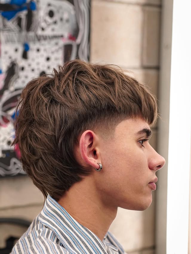 Moderner, strukturierter Topfschnitt mit auslaufendem Übergang