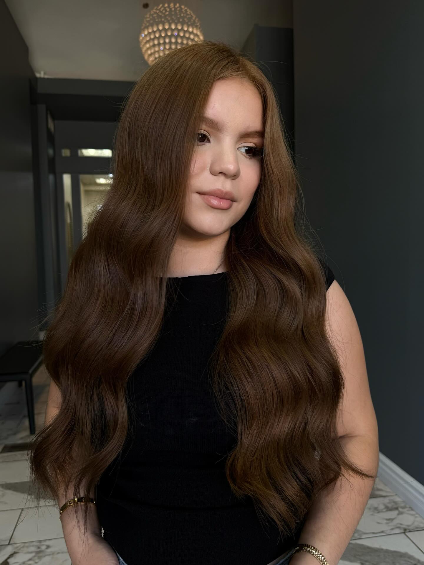 Rich Chestnut Cascades with Subtle Waves