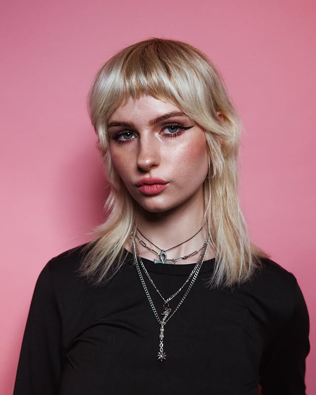 Blonde Tousled Bob with Soft Curtain Bangs