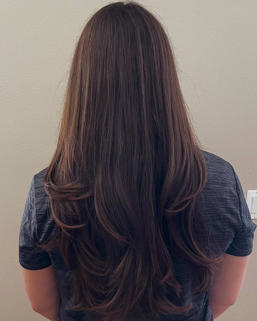 Elegant Long Cut with Soft Cascading Layers