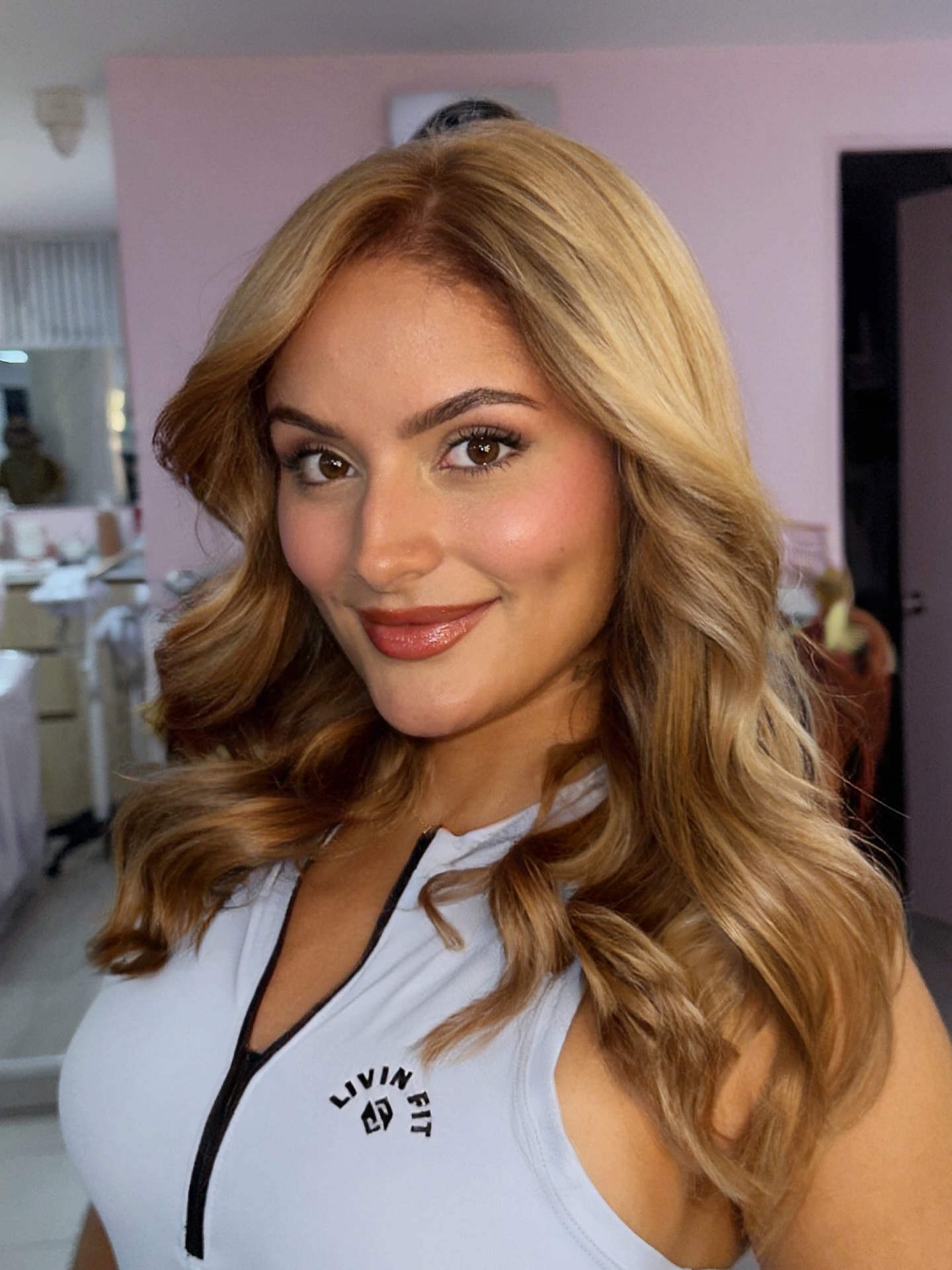 Warm Caramel Cascading Curls