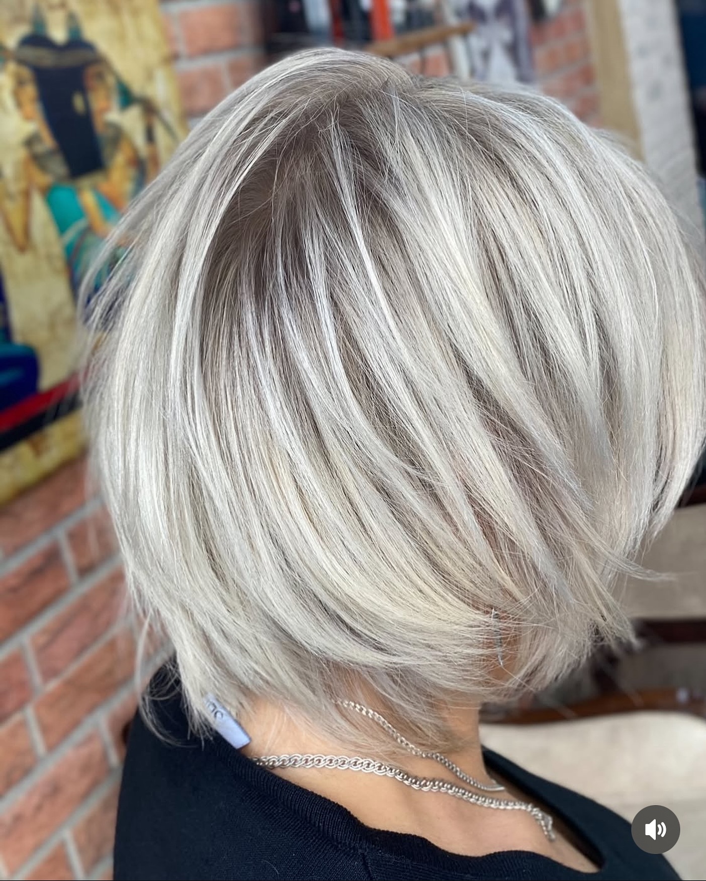 Chic Silver Bob with Textured Ends