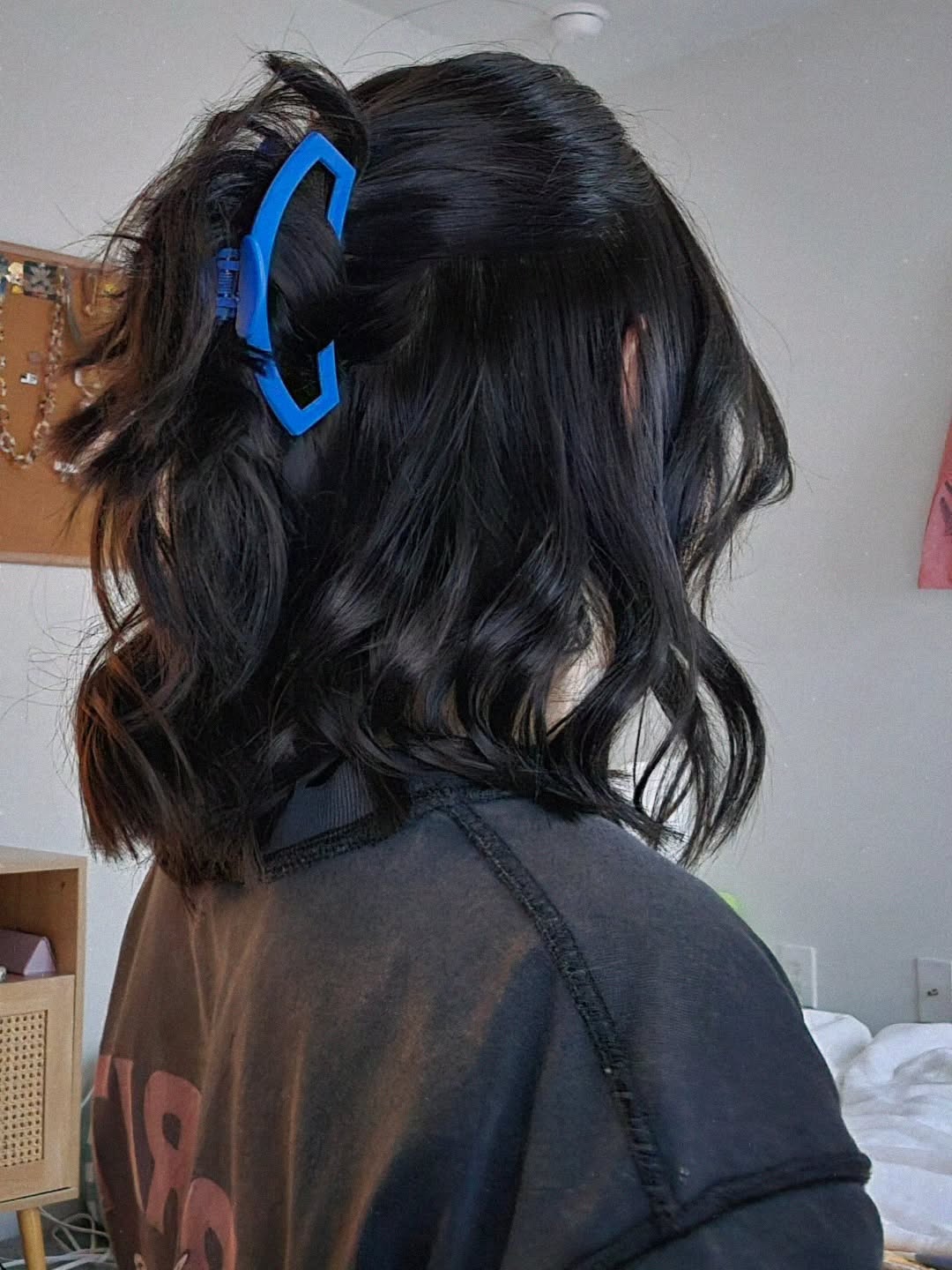 Playfully Textured Medium Lob with Accented Layers