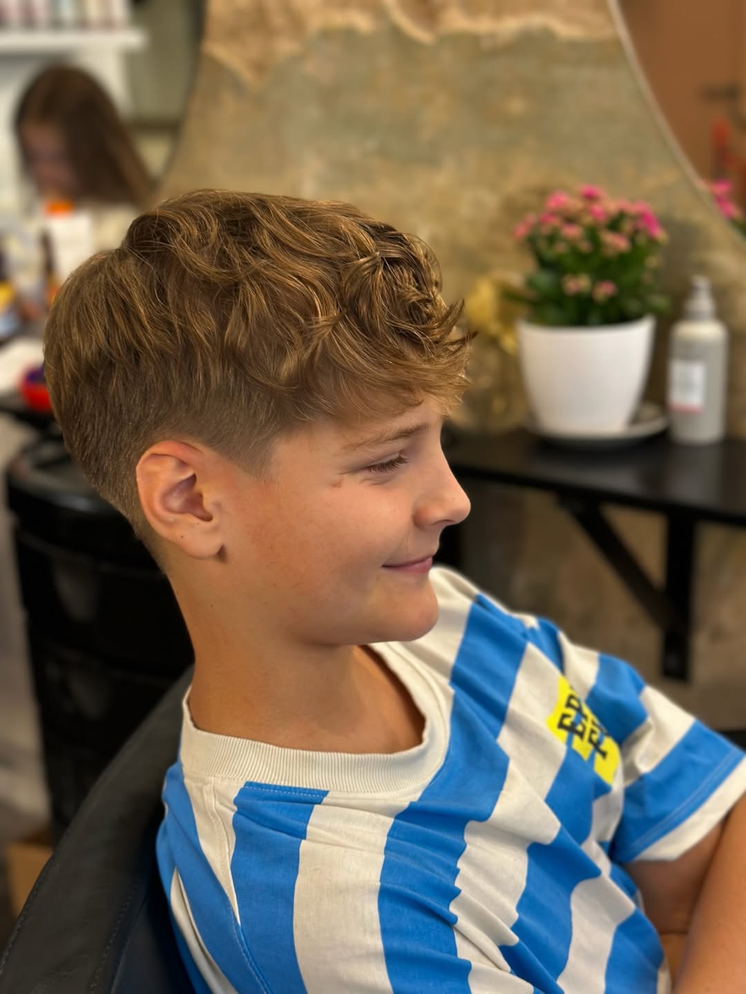 Textured Wavy Top with Tapered Sides