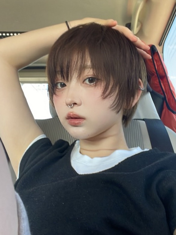 Textured Wispy Bob with Feathered Bangs