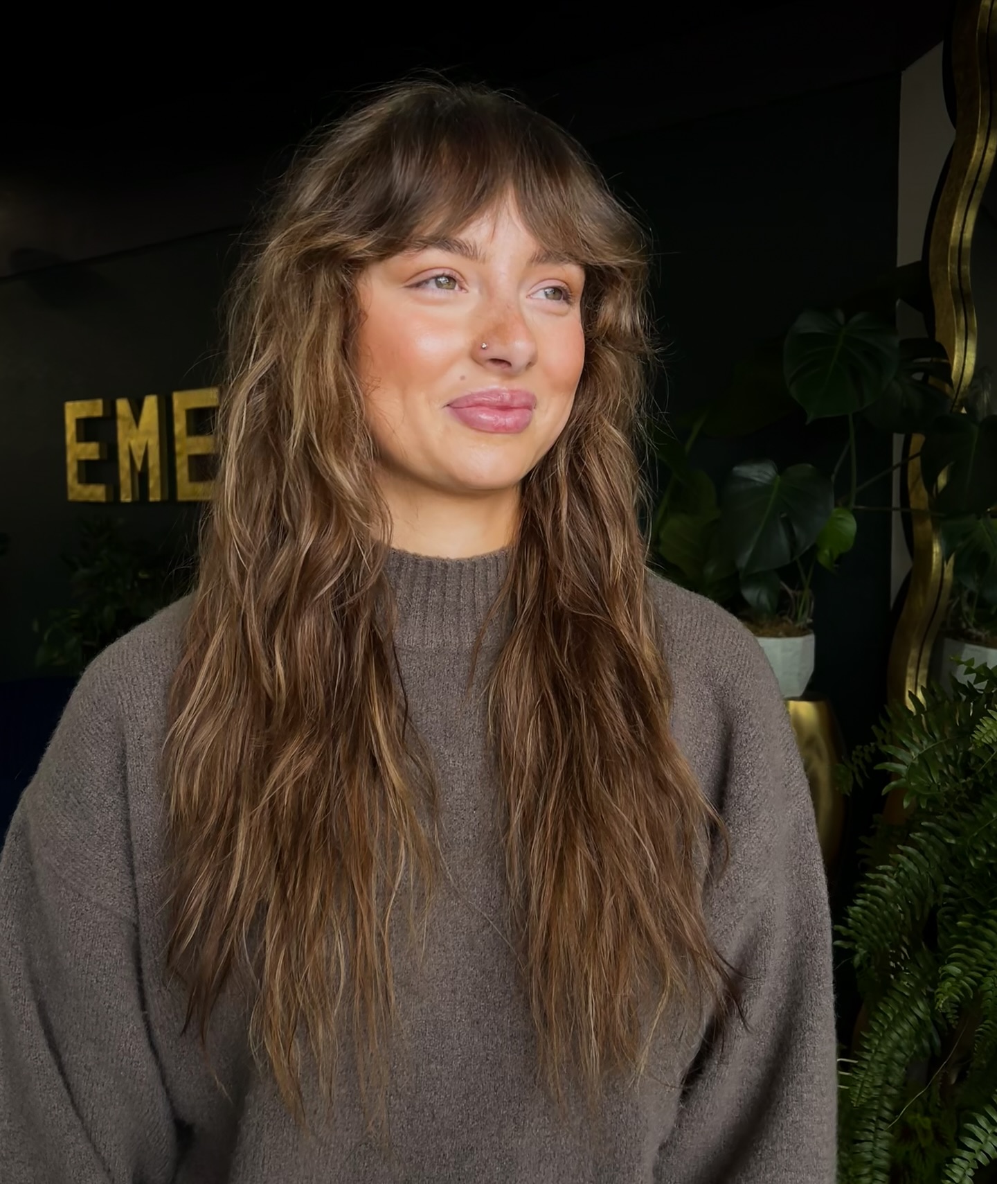 Casual Chestnut Shag with Wispy Bangs