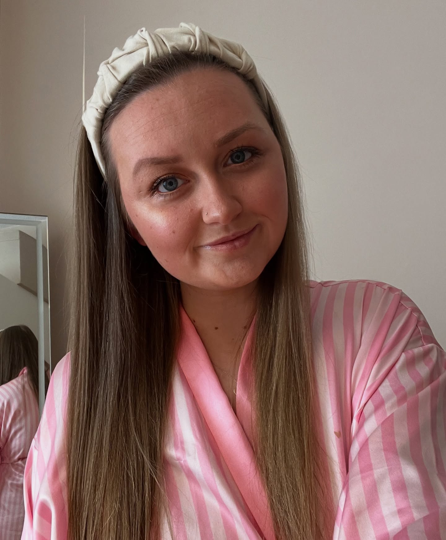 Classic Long Layers with Ivory Textured Headband