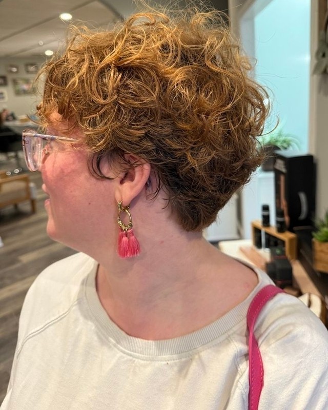 Curly Caramel Tousled Bob with Natural Volume