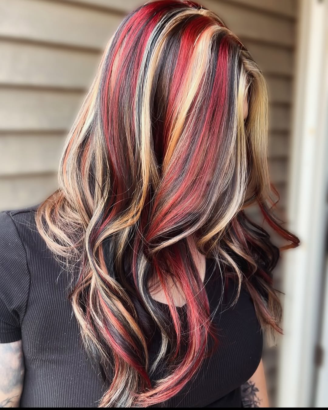 Dynamic Red and Blonde Streaked Layers