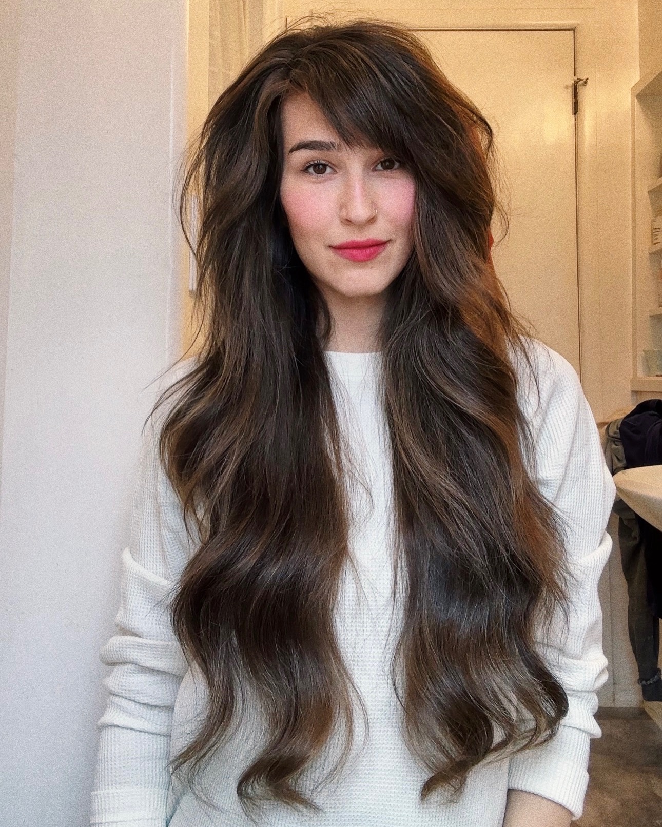 Flowing Chestnut Waves with Bold Fringe