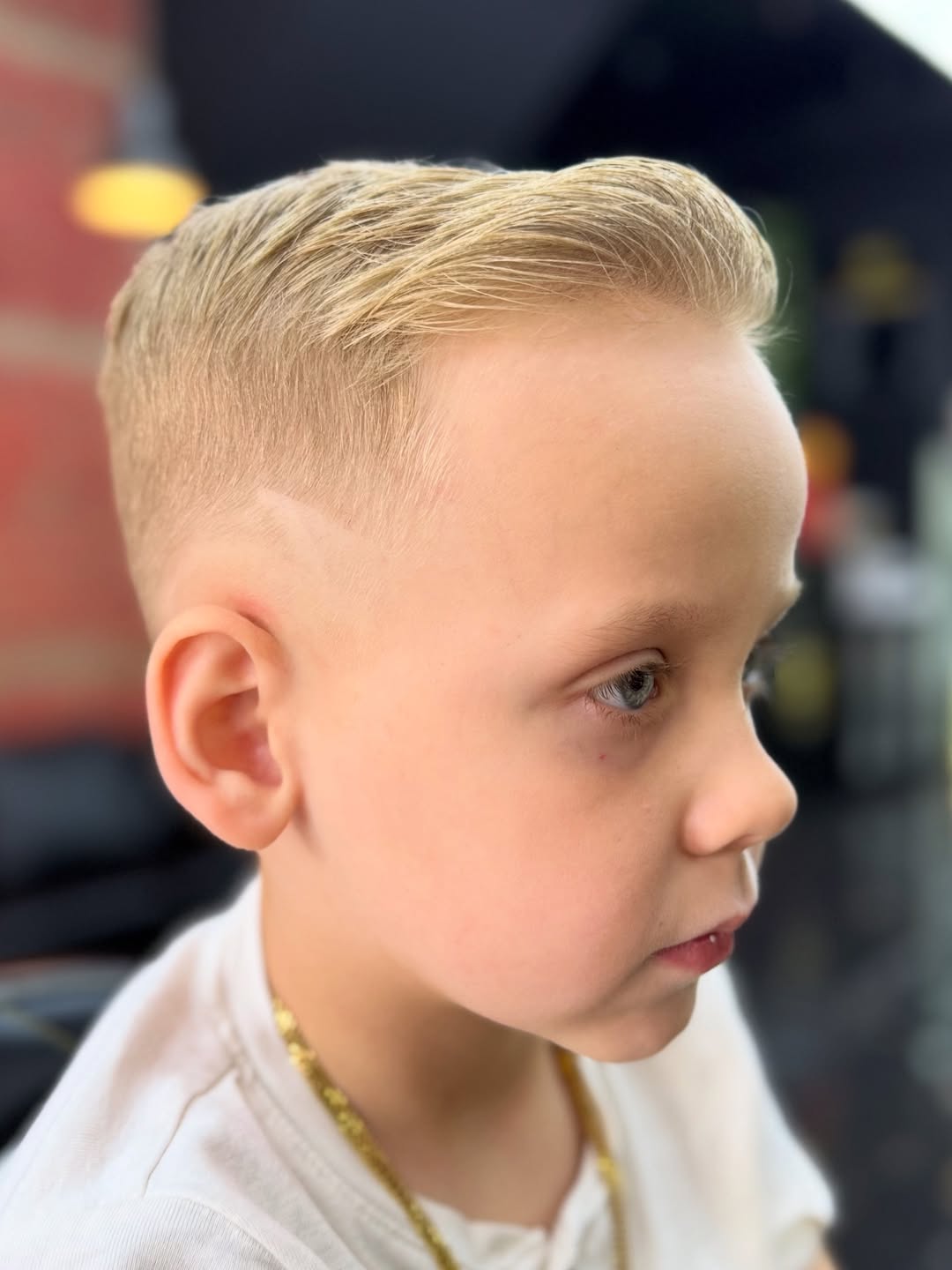 Eleganter blonder Farbverlauf für Kinder