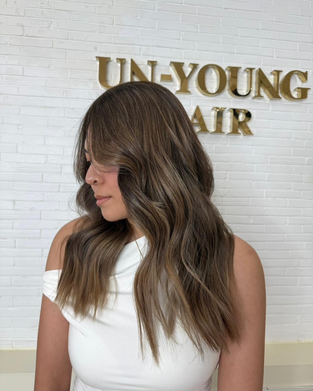 Soft Balayage on Tousled Mid-Length Waves