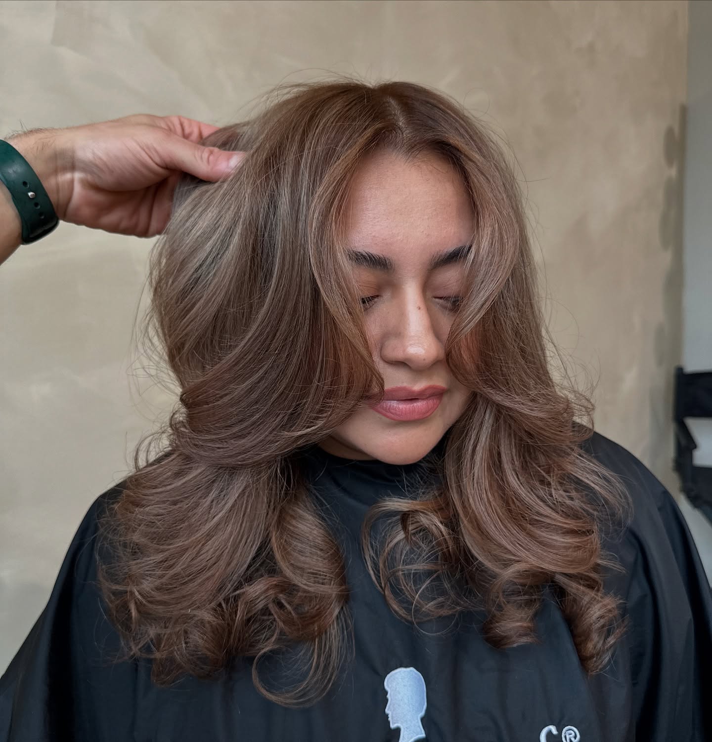 Sumptuous Mocha Layers with Soft Feathering