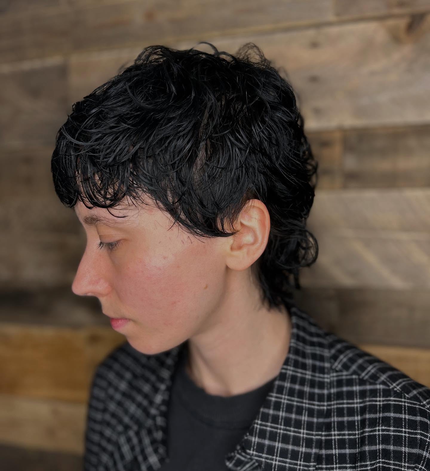 Choppy Black Cropped Bob with Natural Wave