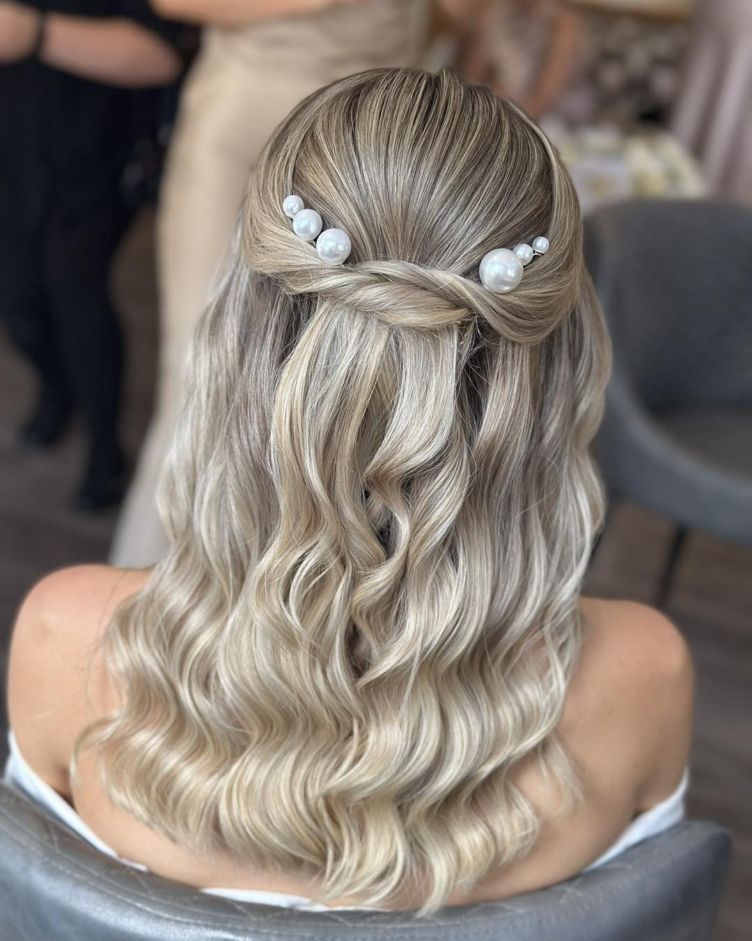 Glamorous Waves with Pearlescent Half-Up Twist