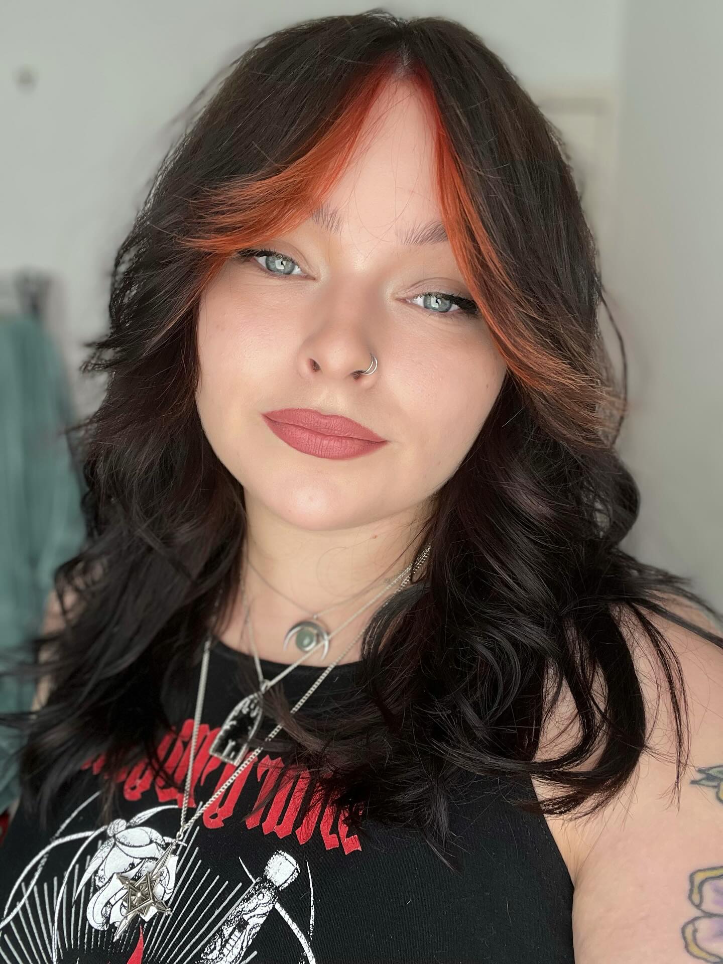 Midnight-Black Waves with Auburn Streaks