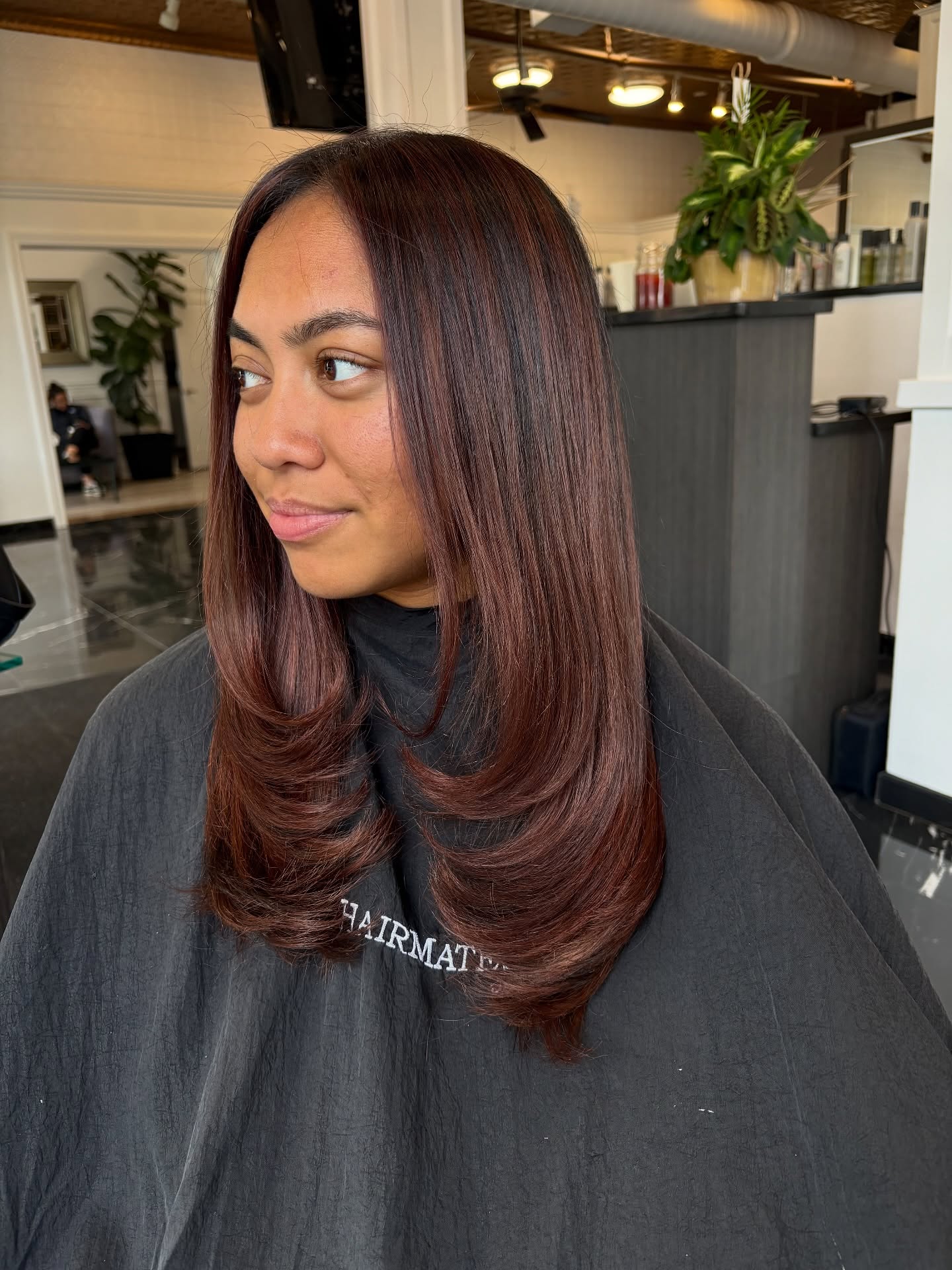 Elegant Auburn Tresses with Gentle Wave