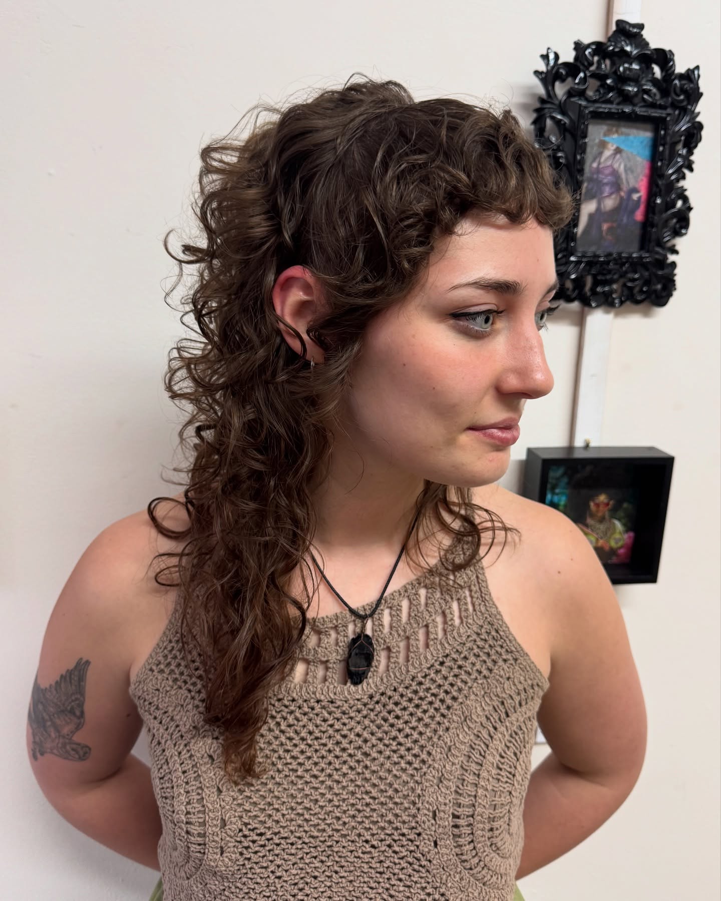 Retro-Inspired Wavy Mullet With Sculpted Layers