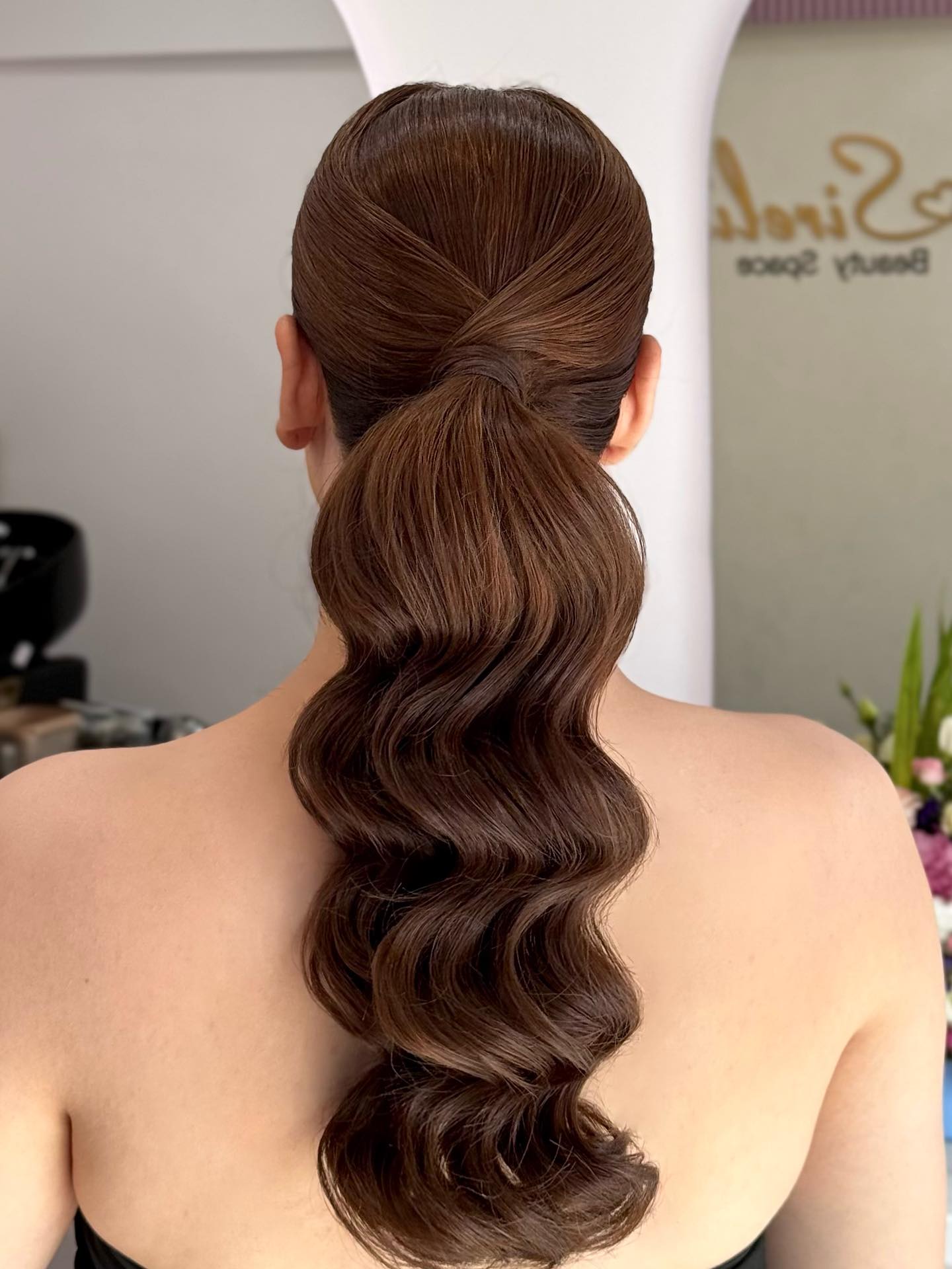 Sculpted Twist with Cascading Spiral Curls