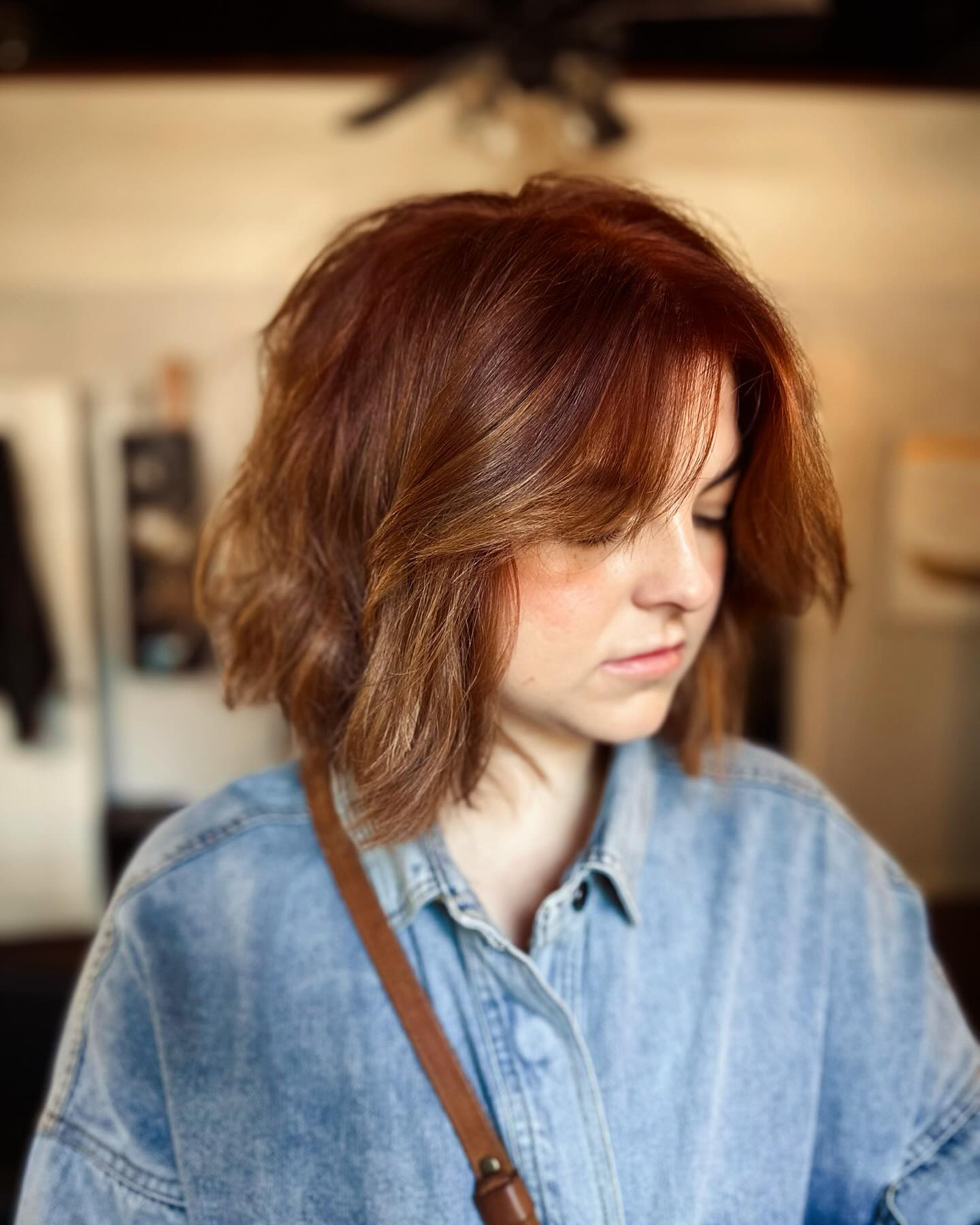 Sunkissed-Chestnut-Tousled-Bob