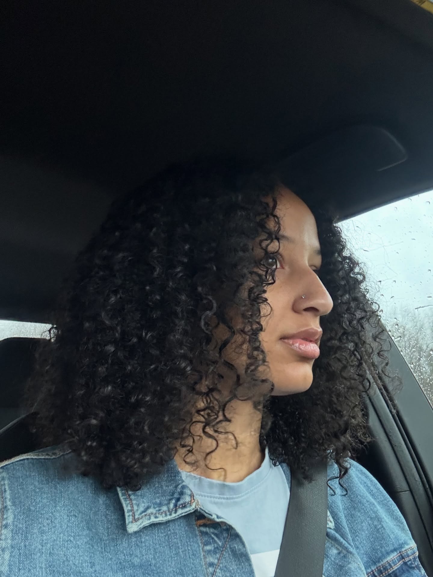 Voluminous Mid-Length Curly Cascade