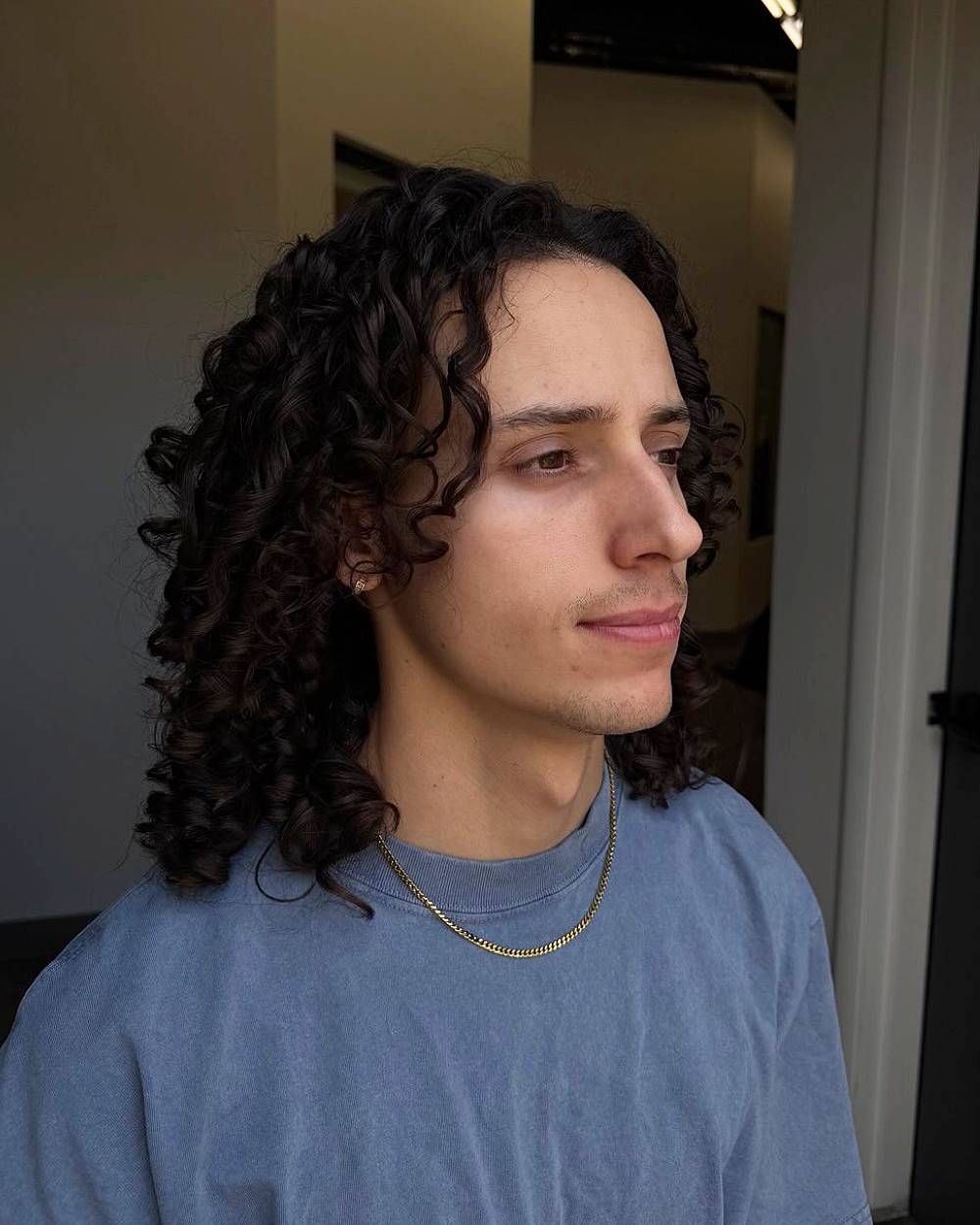 Modern Curly Hair with Defined Ringlets