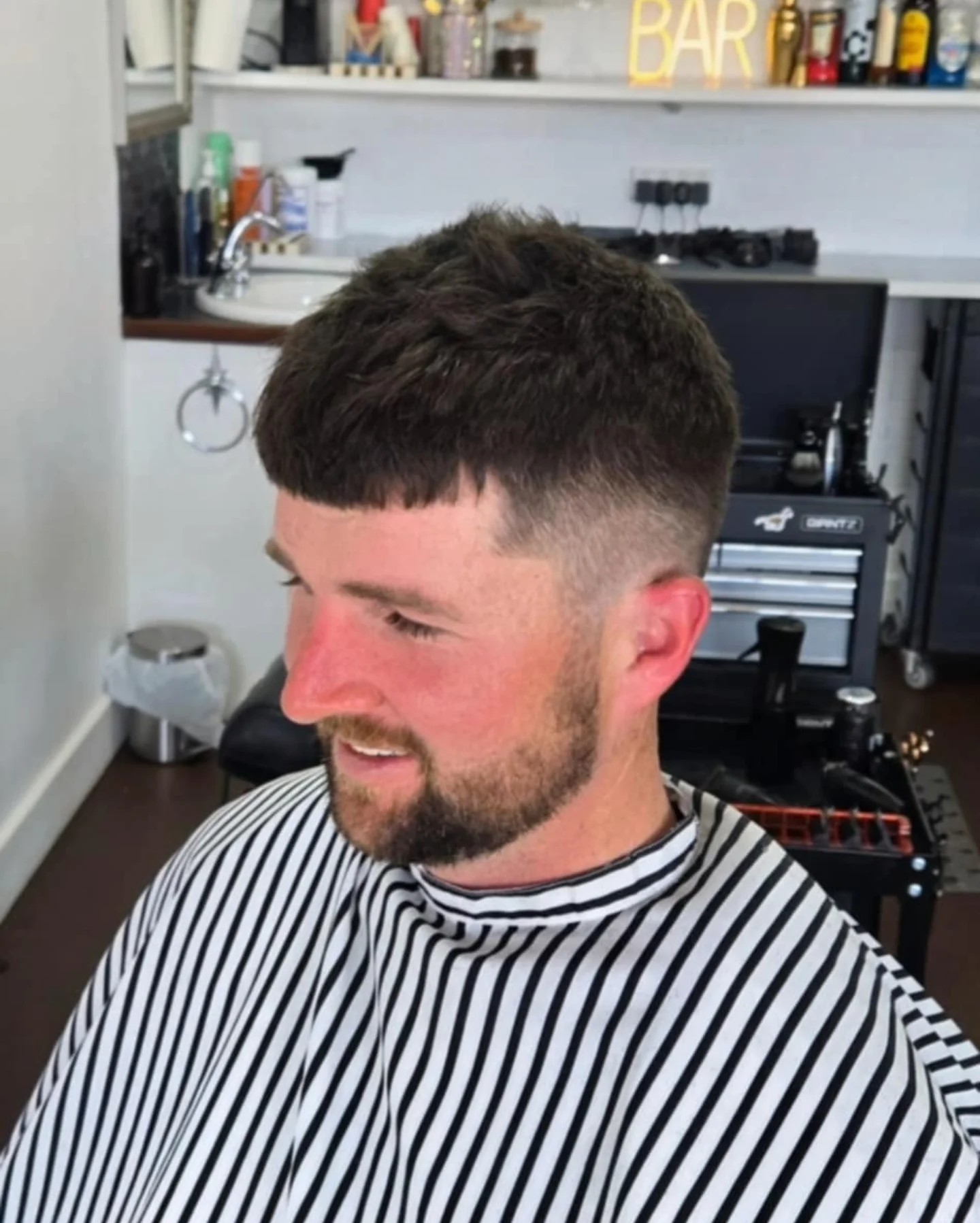 Textured French Crop with Tapered Sides