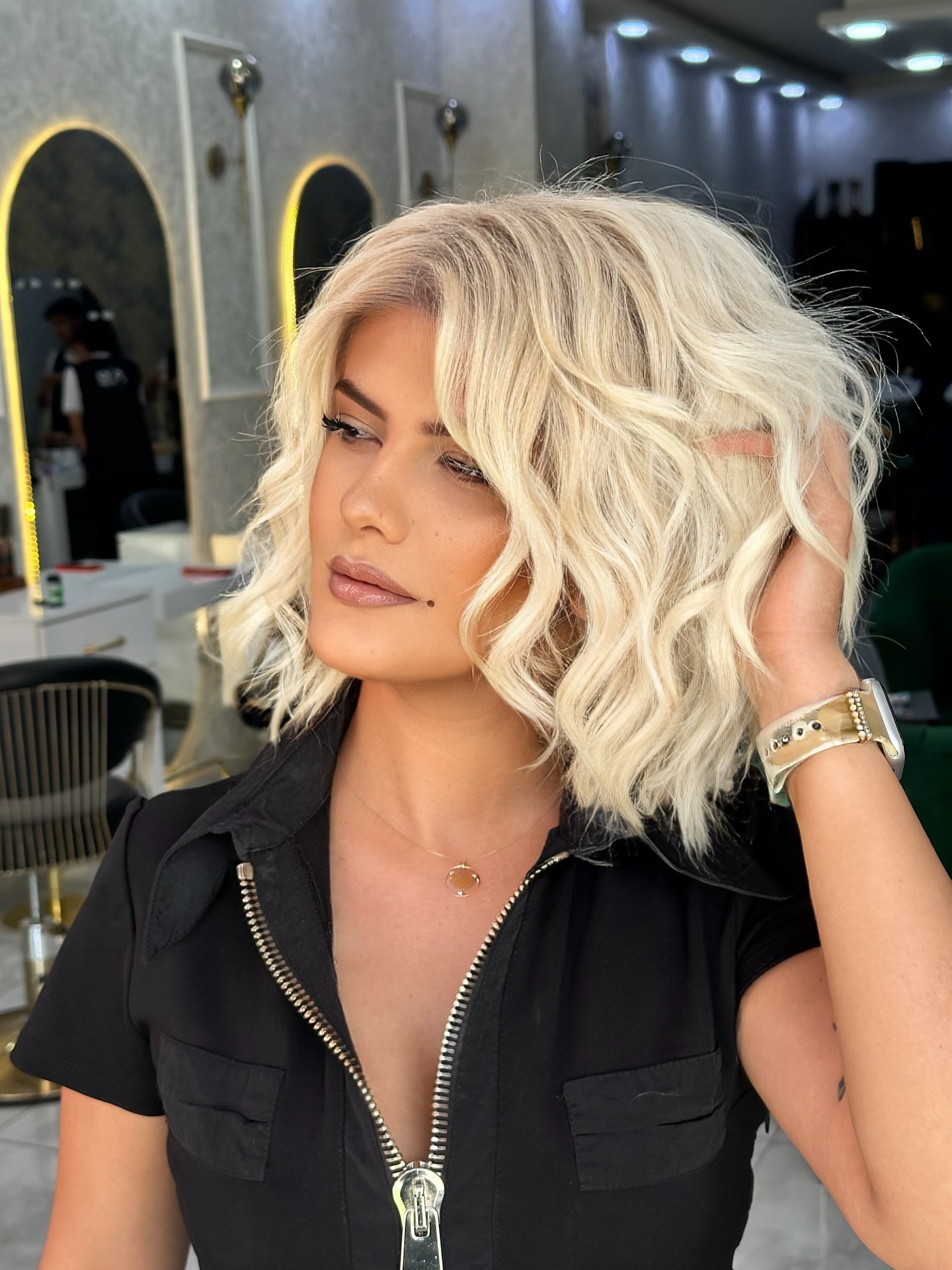 Textured Platinum Blonde Bob with Soft Undone Waves