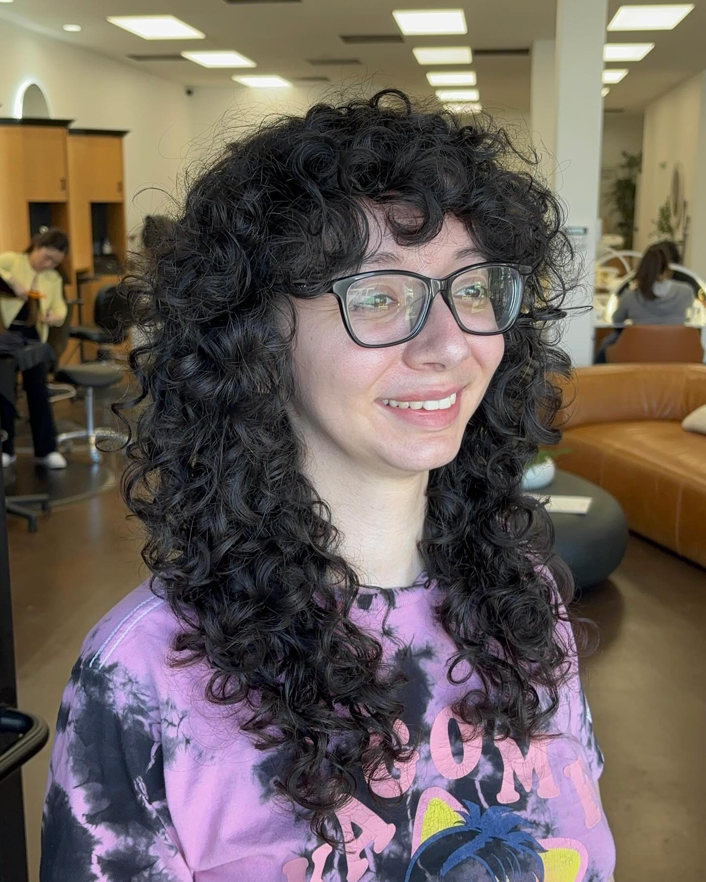 Voluminous-Bouncy-Curly-Bob