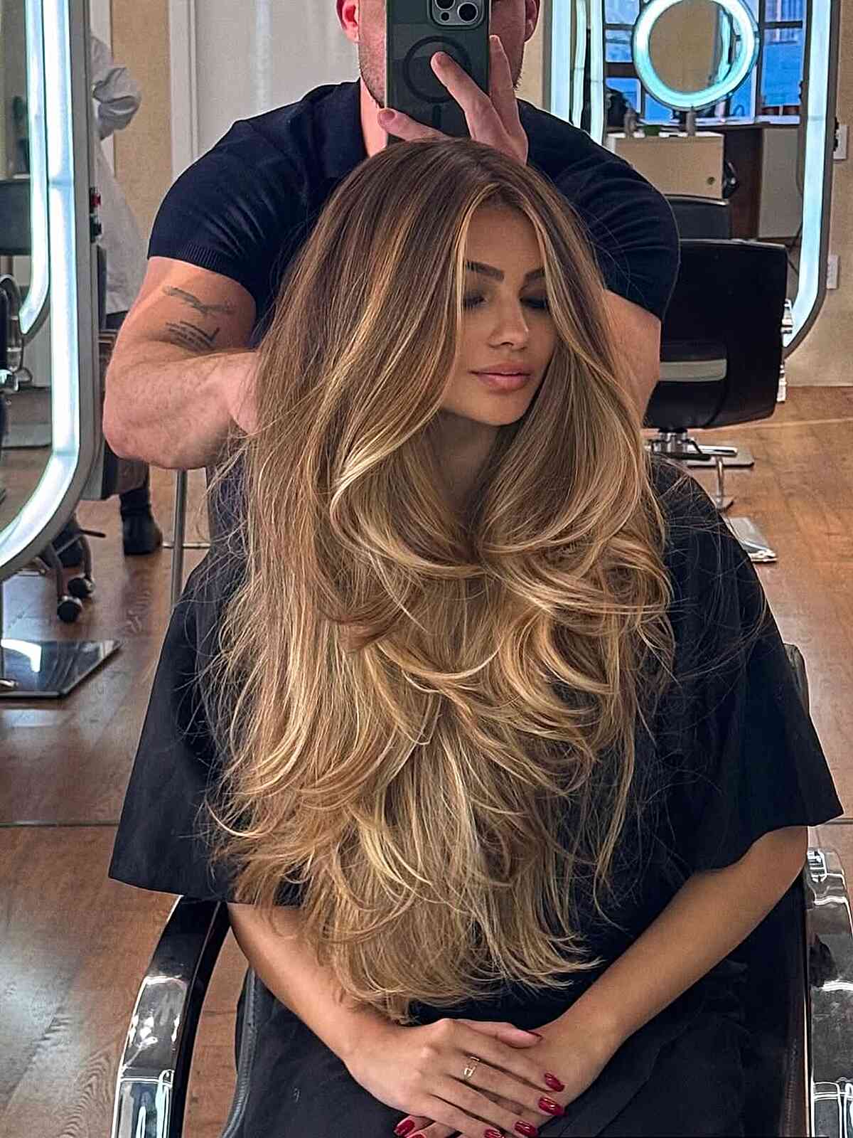 Luxurious Long Honey Blonde Balayage