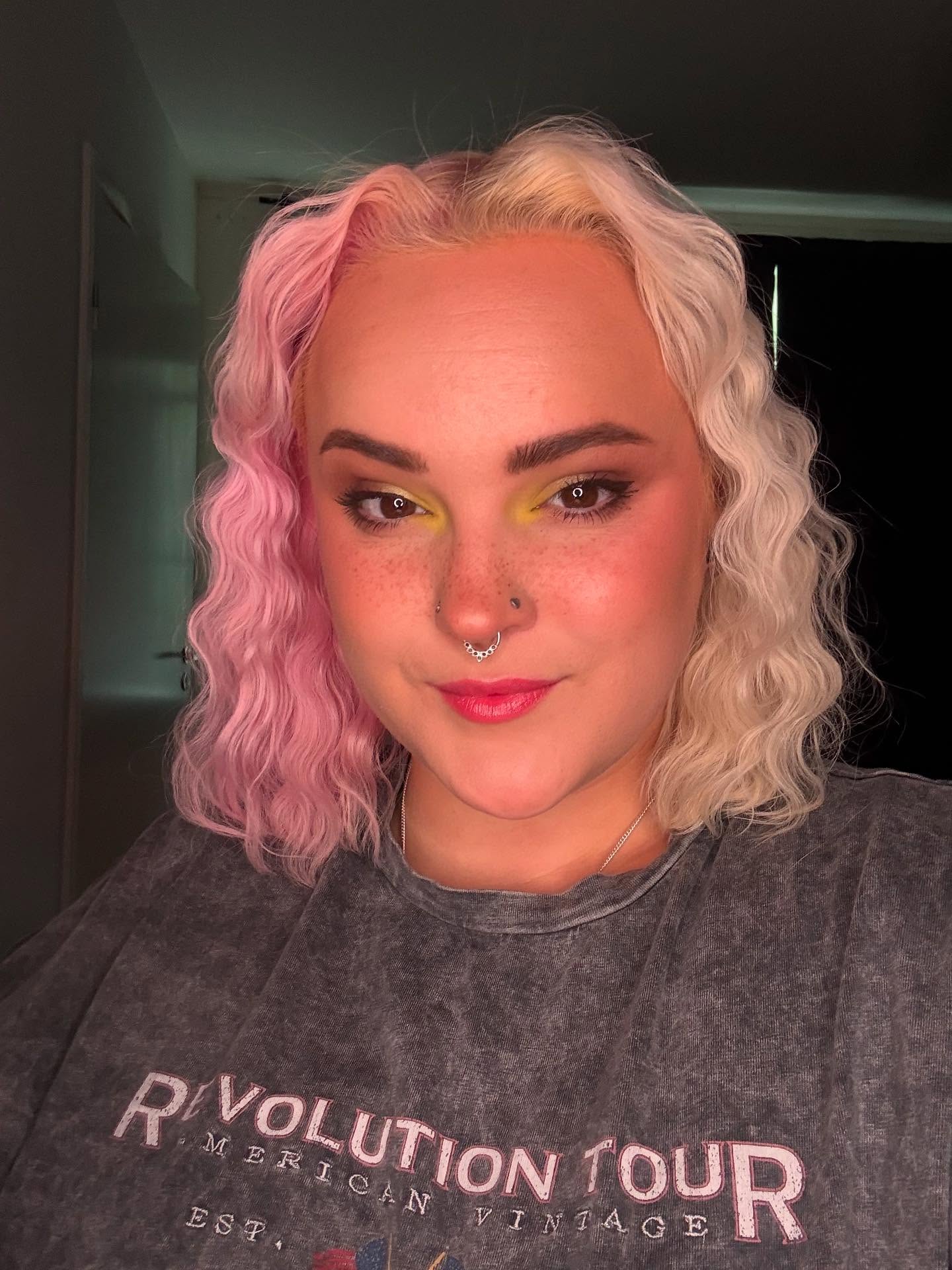 Platinum-and-Pink Waves for Heart-Shaped Faces