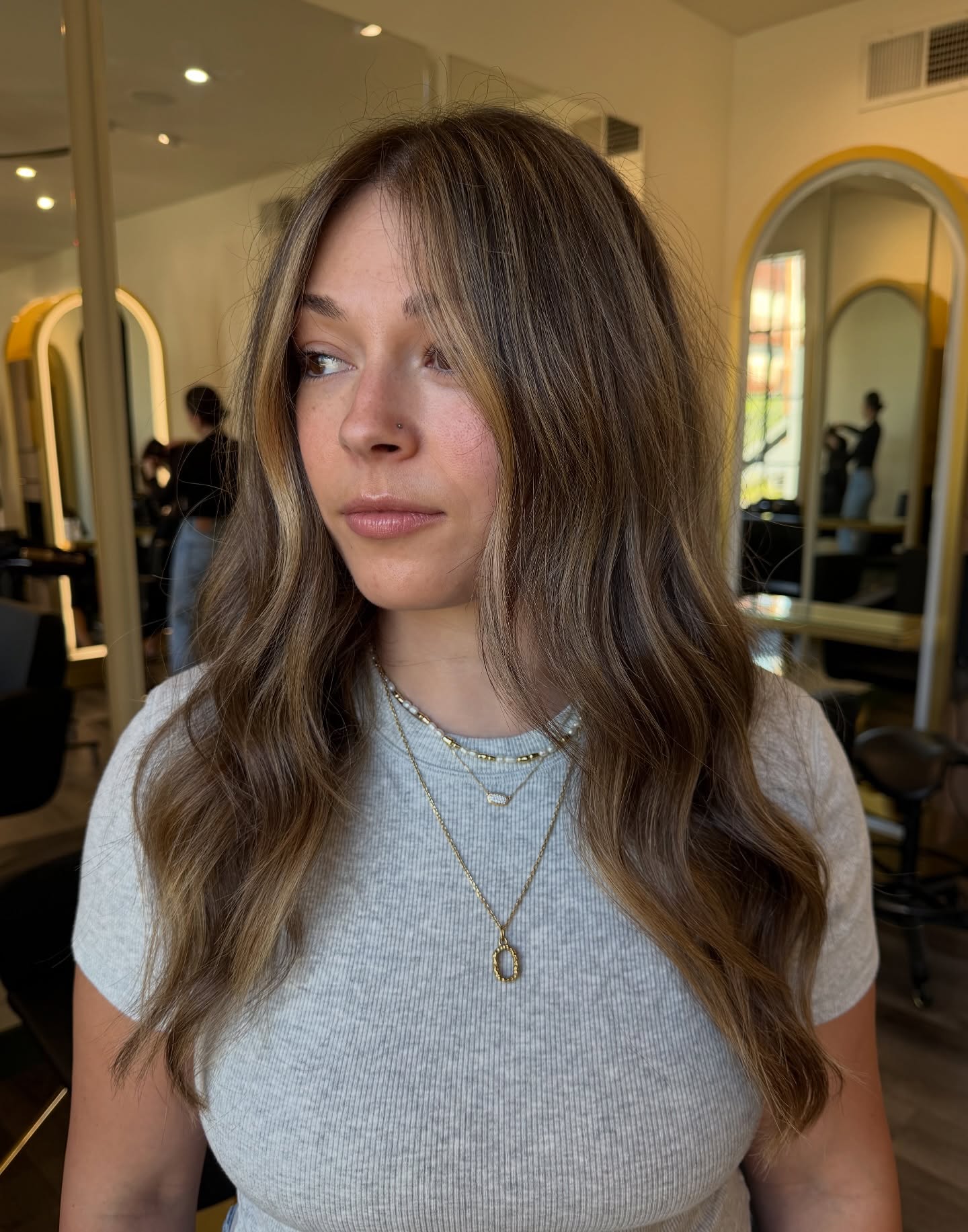 Effortless Mid-Length Waves with Subtle Highlights