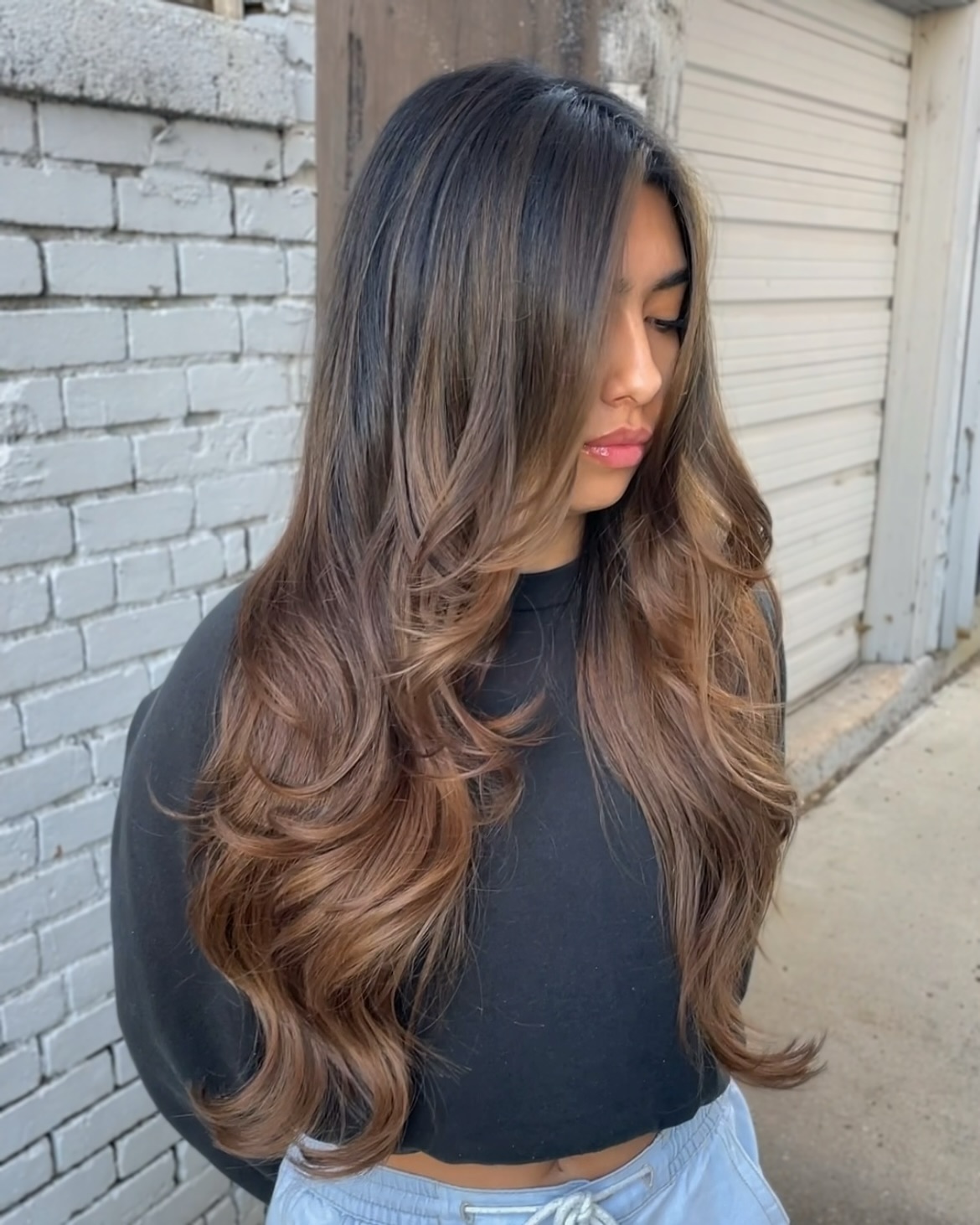 Deep Espresso Brunette with Face-Framing Highlights