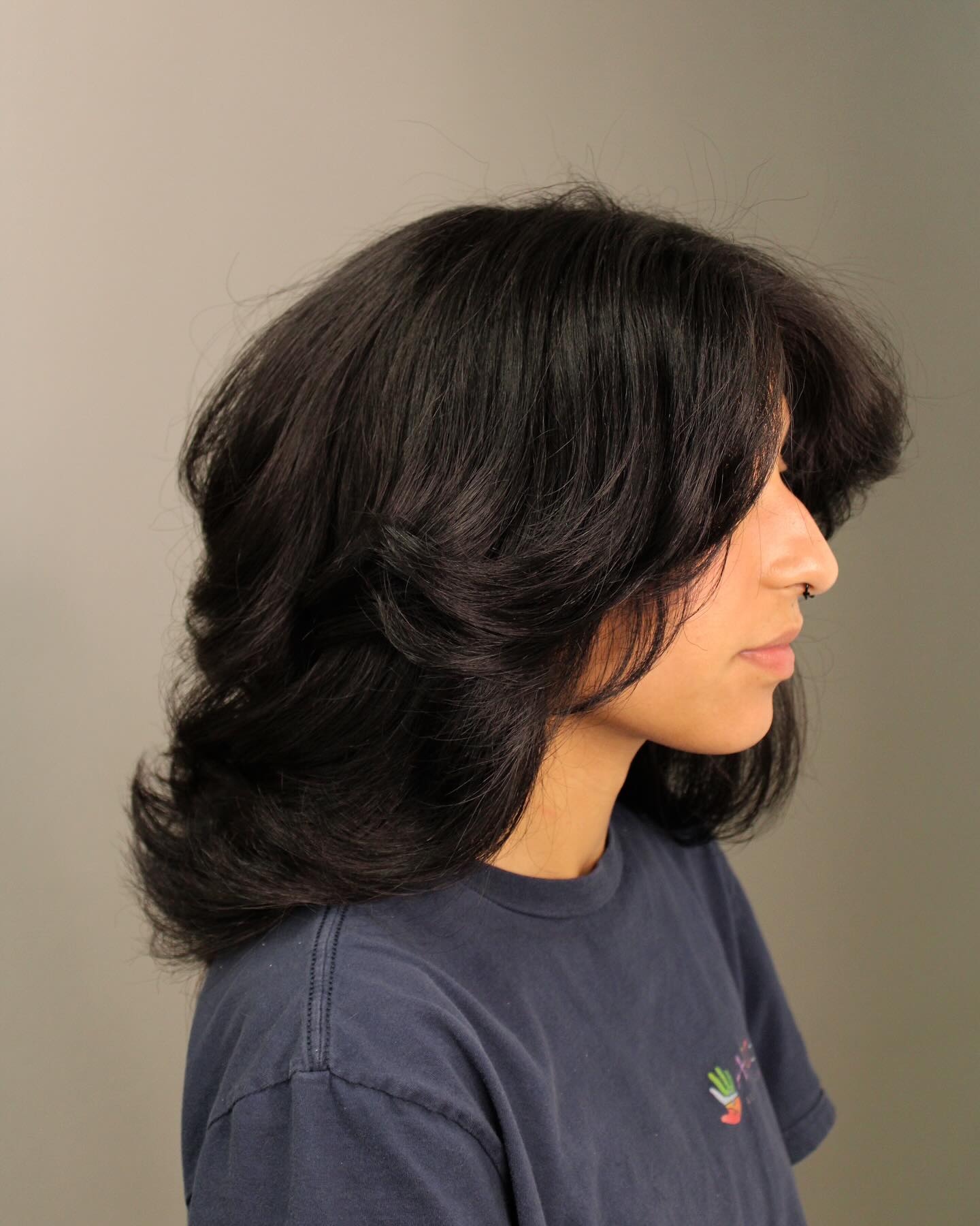 Effortless Dark Waves with Soft Gradation