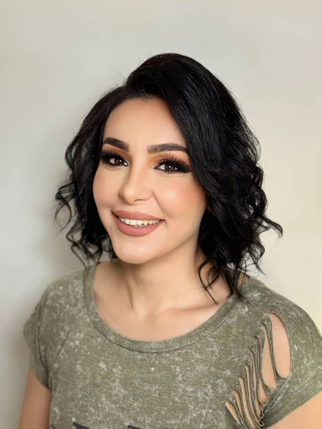 Glossy Black Waves with Perfect Volume